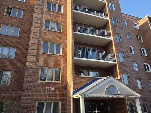6526 W Irving Park Road , Unit 505, Chicago, IL 60634