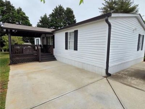 4855 Peachtree Drive, Buford, GA 30518
