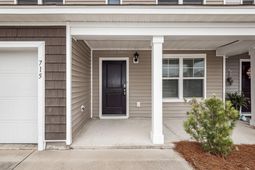 715 Hilchot Drive photo 4