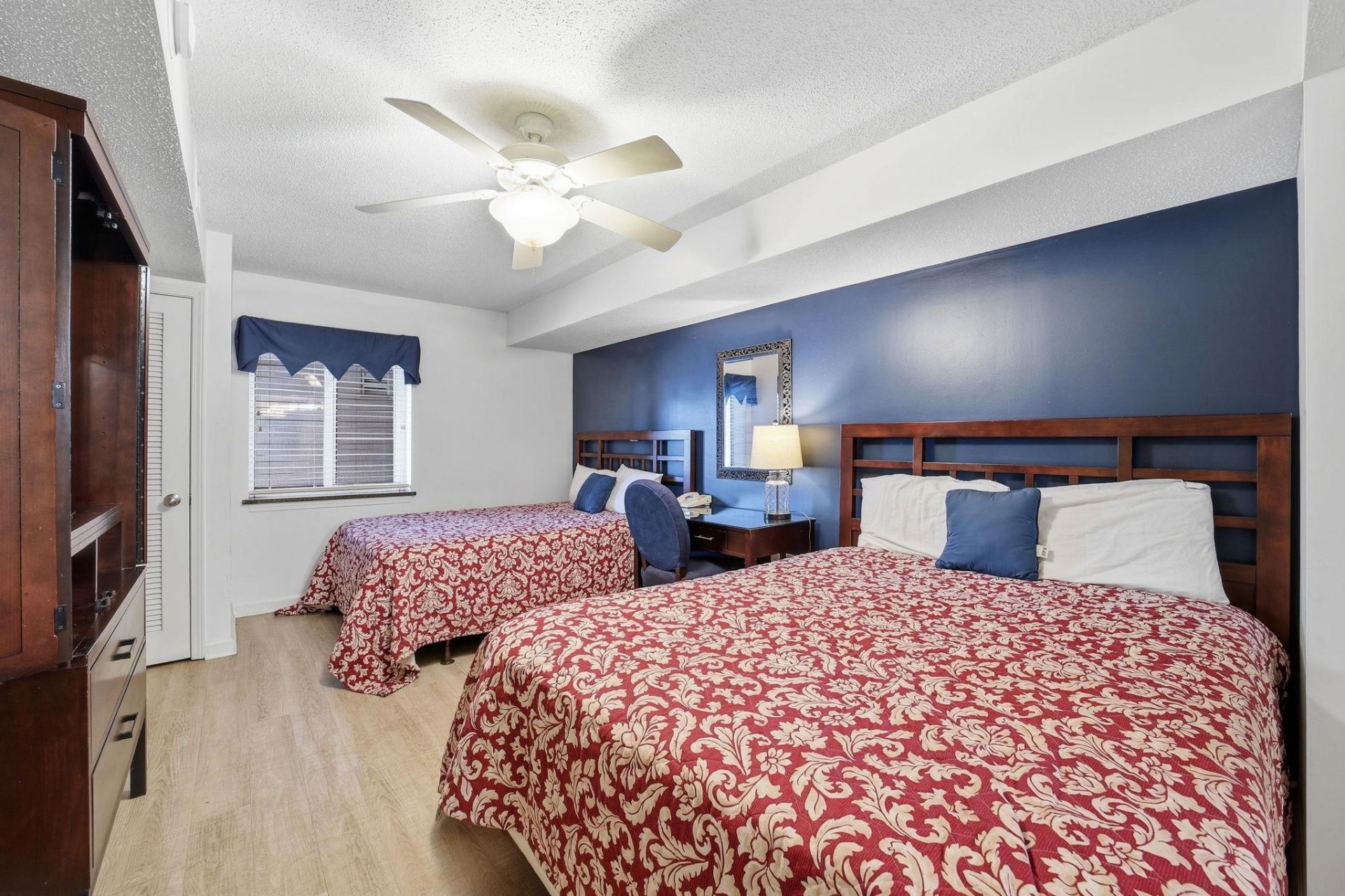 2151 Bridge View Ct. Photo 13