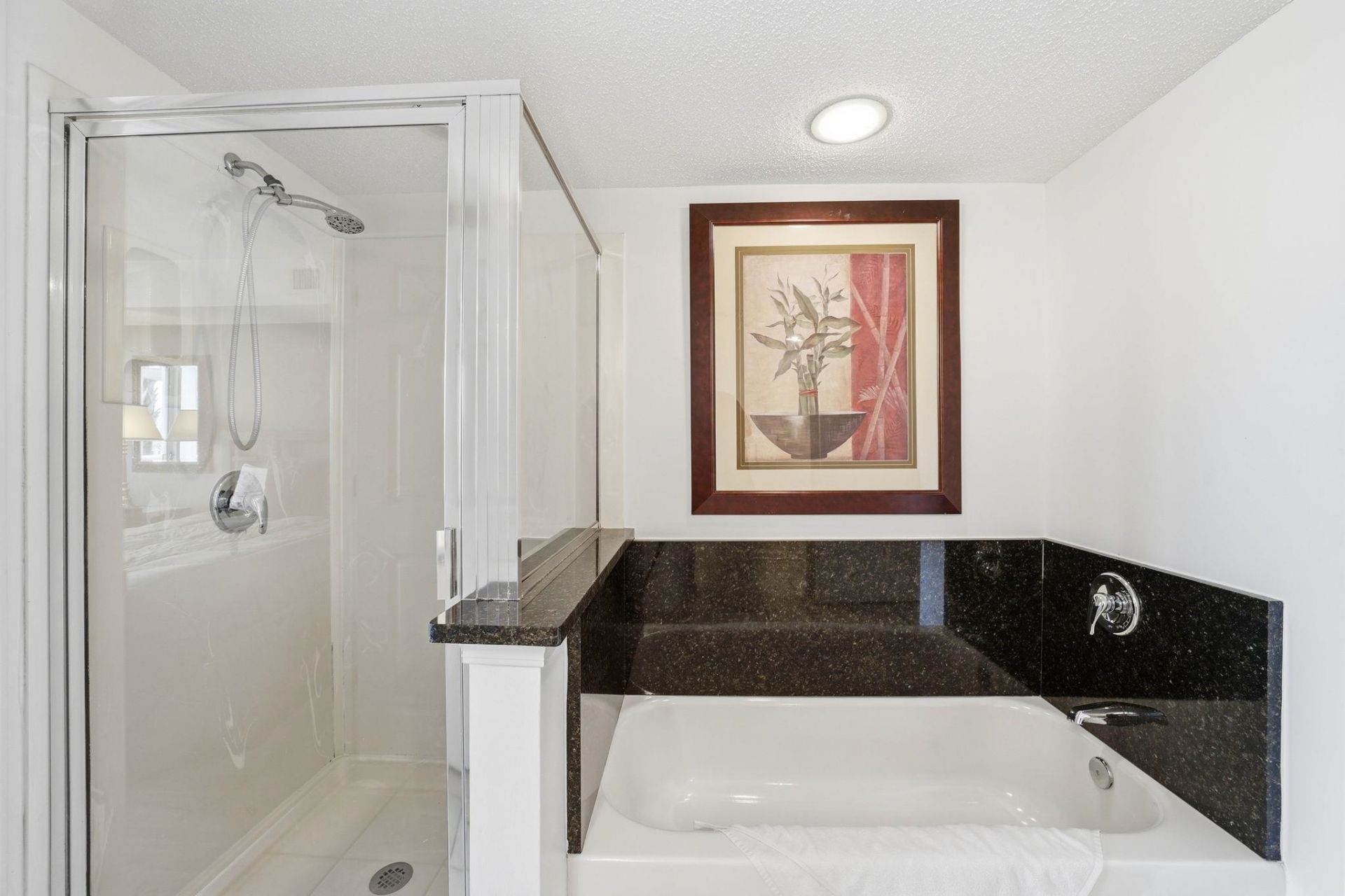 2151 Bridge View Ct. Photo 22