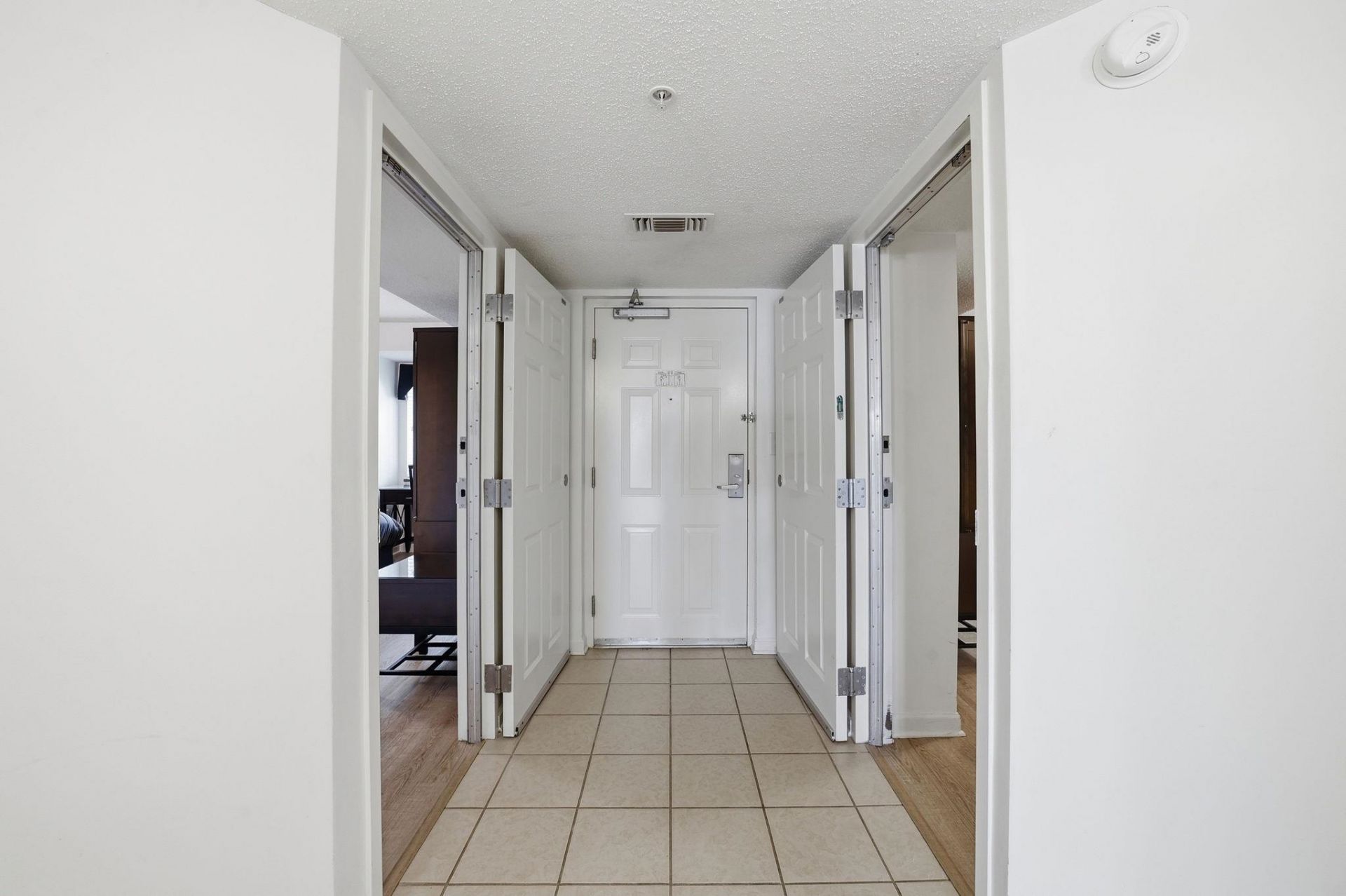 2151 Bridge View Ct. Photo 27