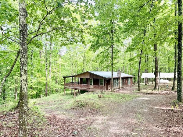 89 Buzzard Ln, Hilham, TN 38568