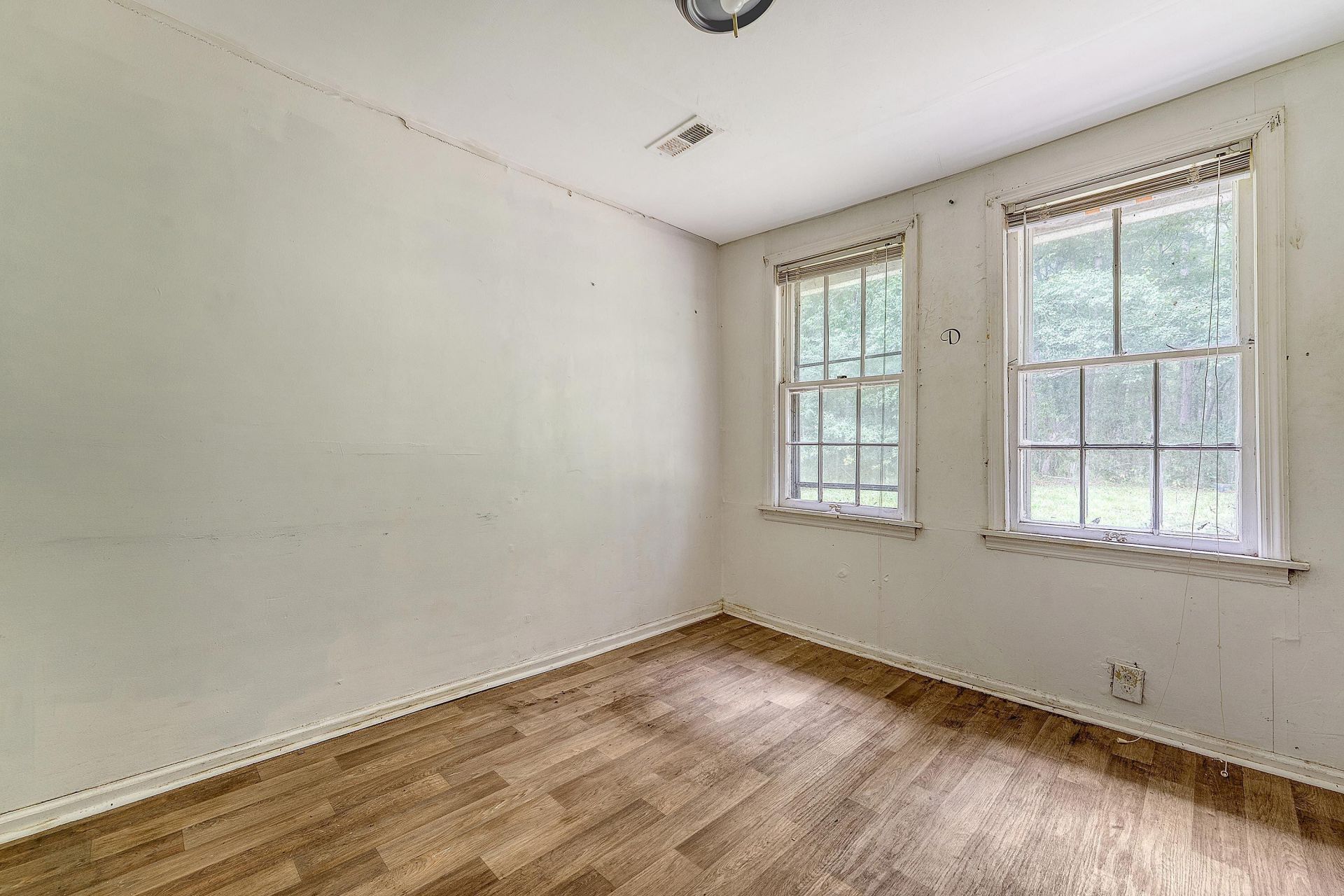 2202 Sc-61 Photo 10