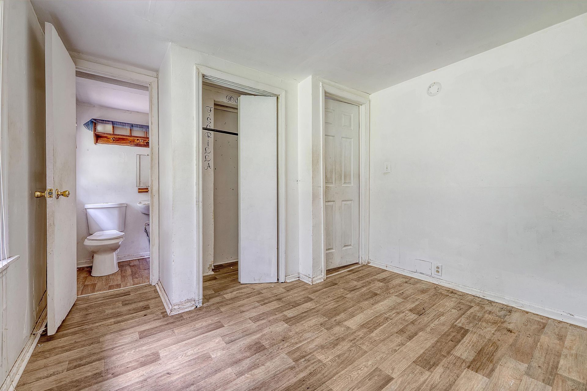 2202 Sc-61 Photo 13