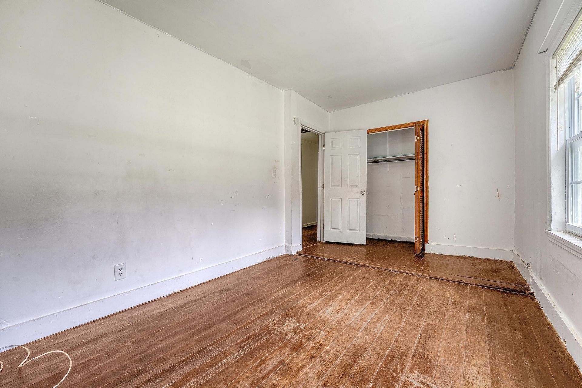 2202 Sc-61 Photo 17