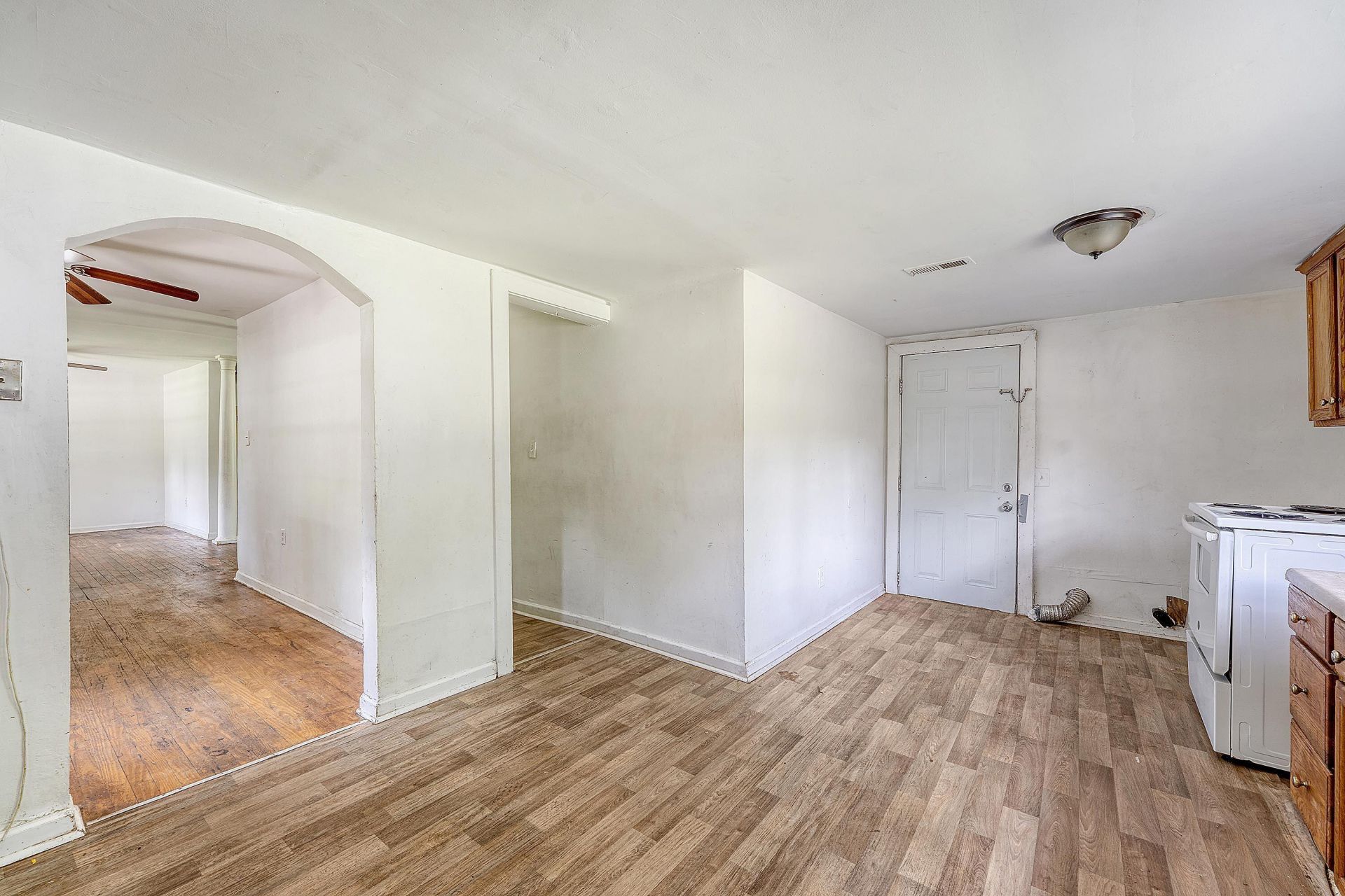 2202 Sc-61 Photo 8