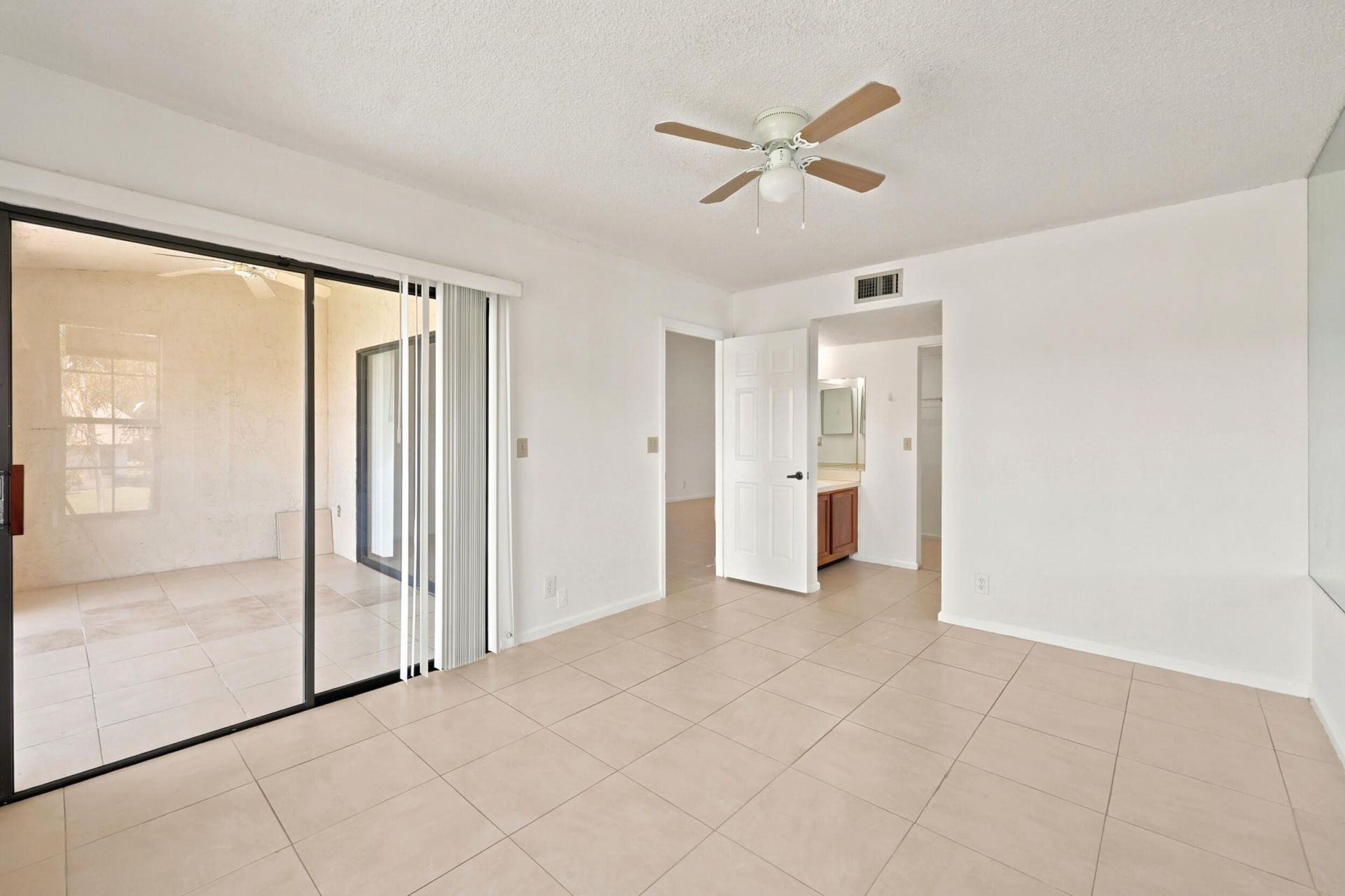 2600 Greenwood Terrace, Unit G201, Boca Raton, FL 33431 Photo