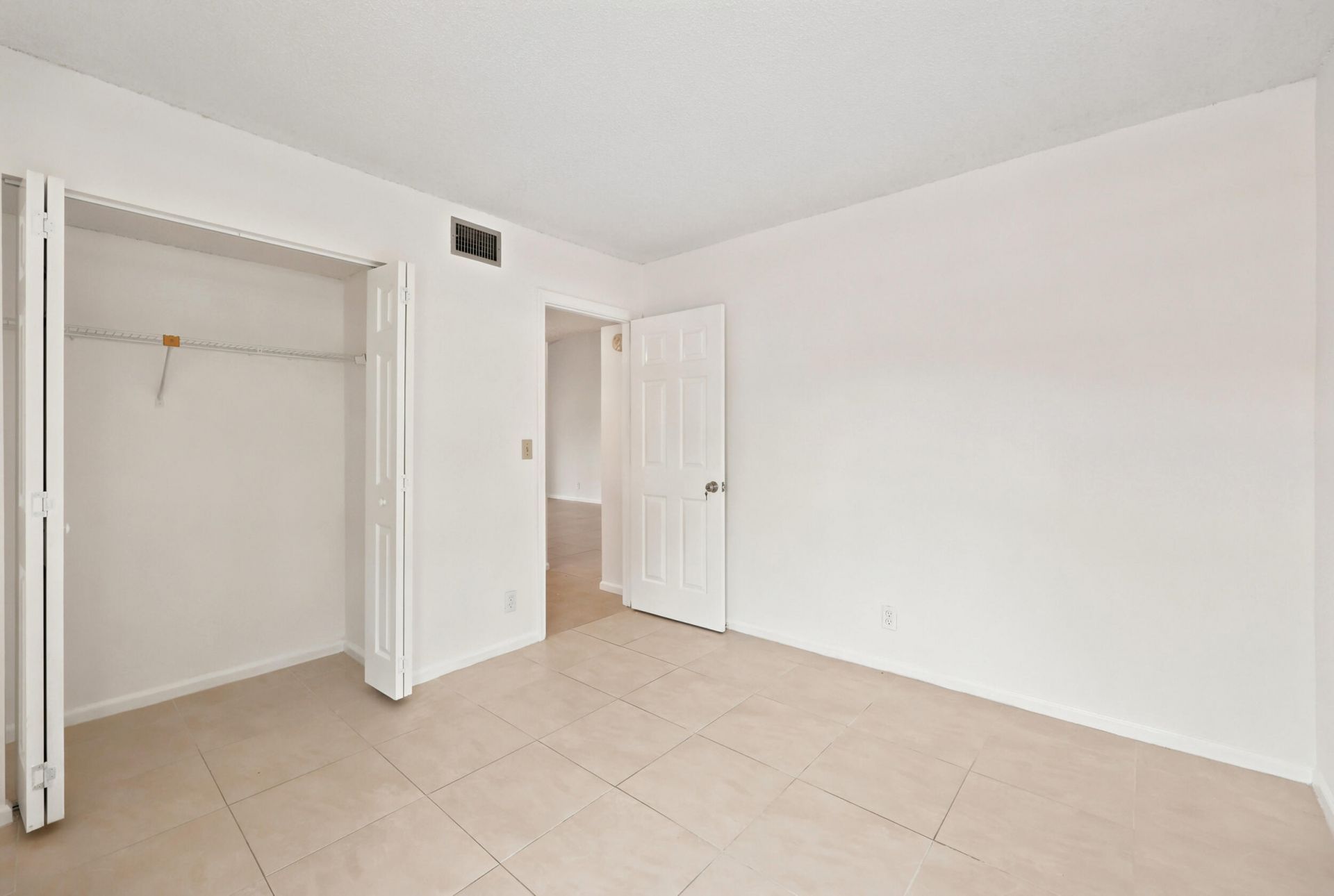 2600 Greenwood Terrace, Unit G201, Boca Raton, FL 33431 Photo