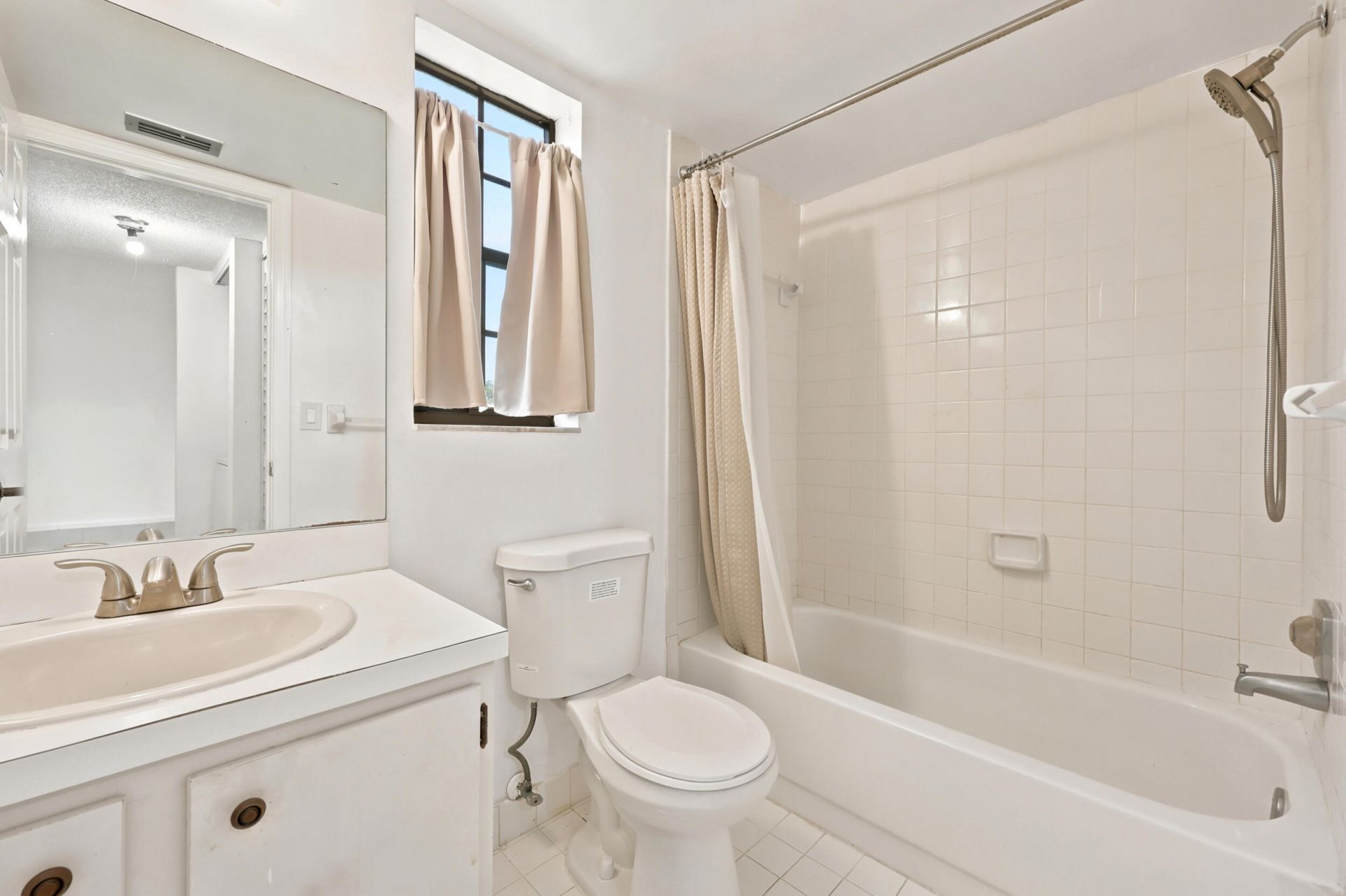 2600 Greenwood Terrace, Unit G201, Boca Raton, FL 33431 Photo