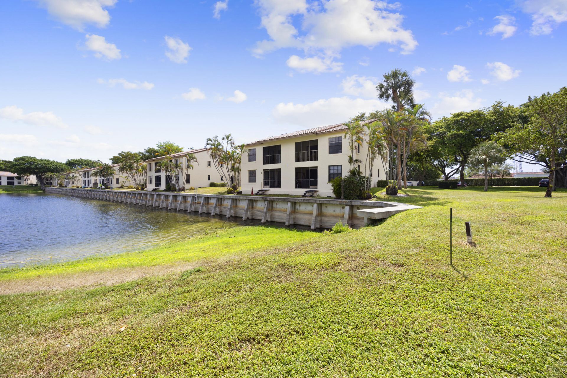 2600 Greenwood Terrace, Unit G201, Boca Raton, FL 33431 Photo