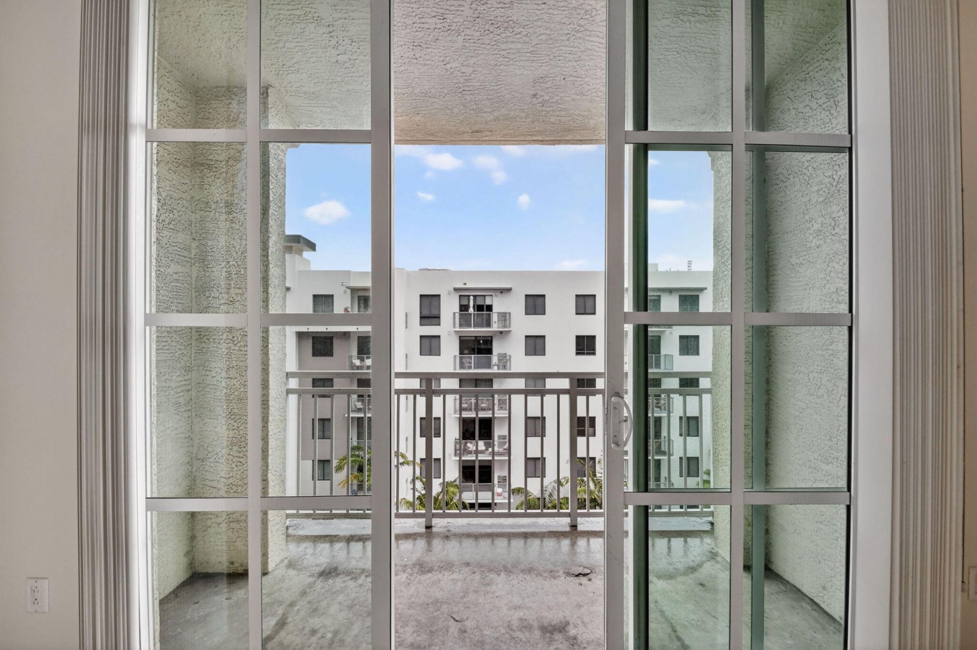 410 Evernia Street, Unit 630, West Palm Beach, FL 33401 Photo