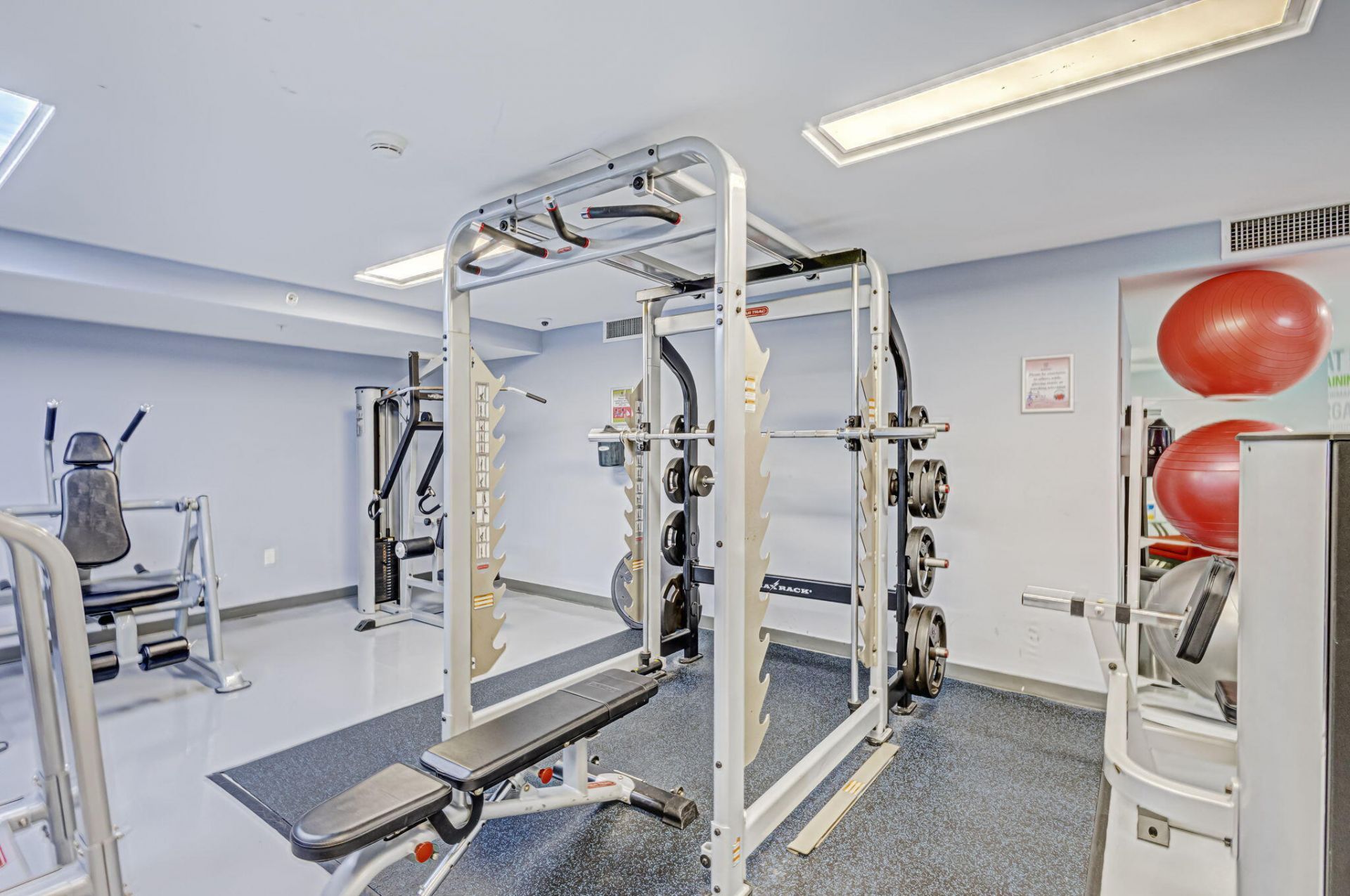 410 Evernia Street, Unit 630, West Palm Beach, FL 33401 Photo