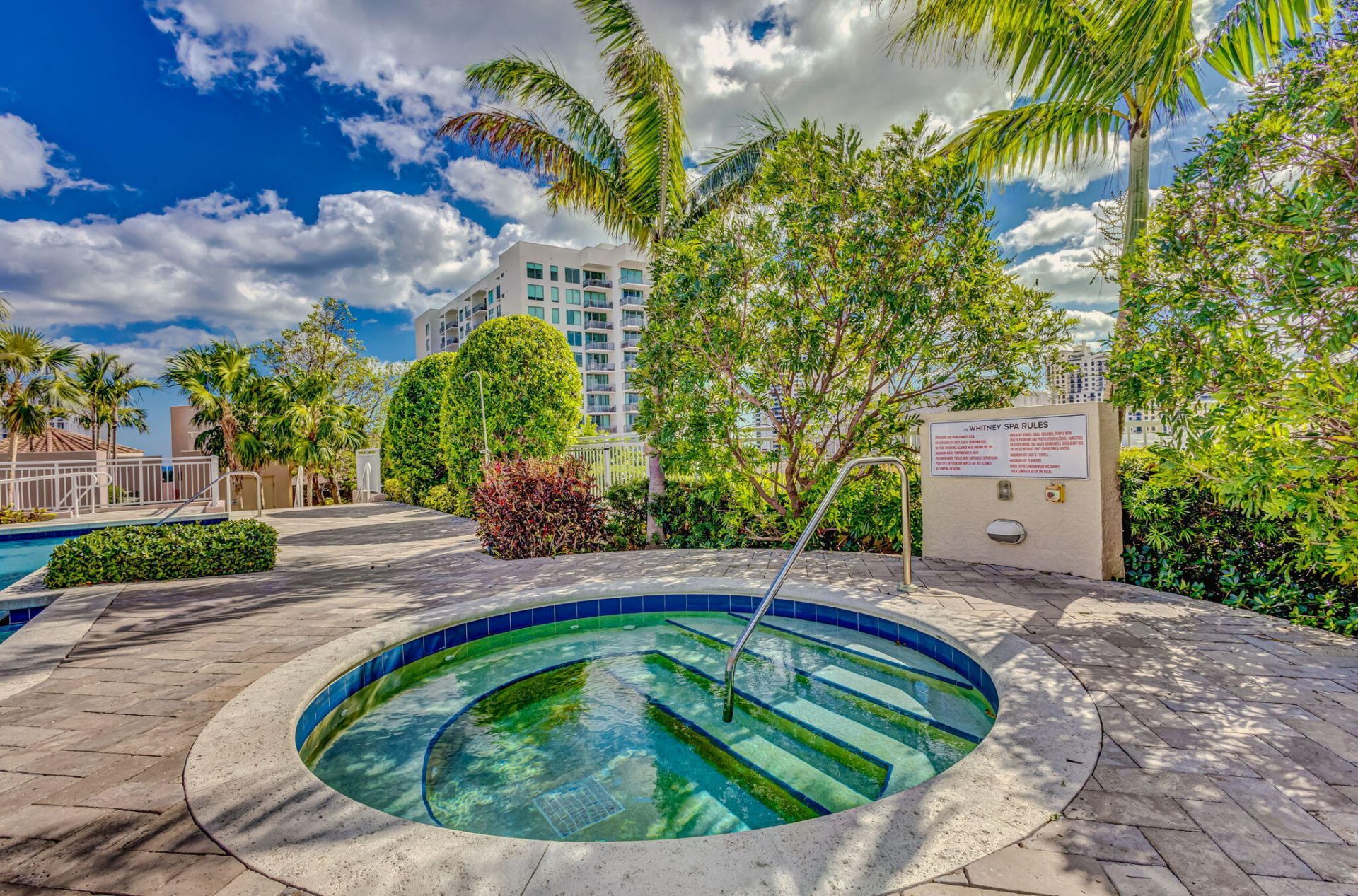 410 Evernia Street, Unit 630, West Palm Beach, FL 33401 Photo