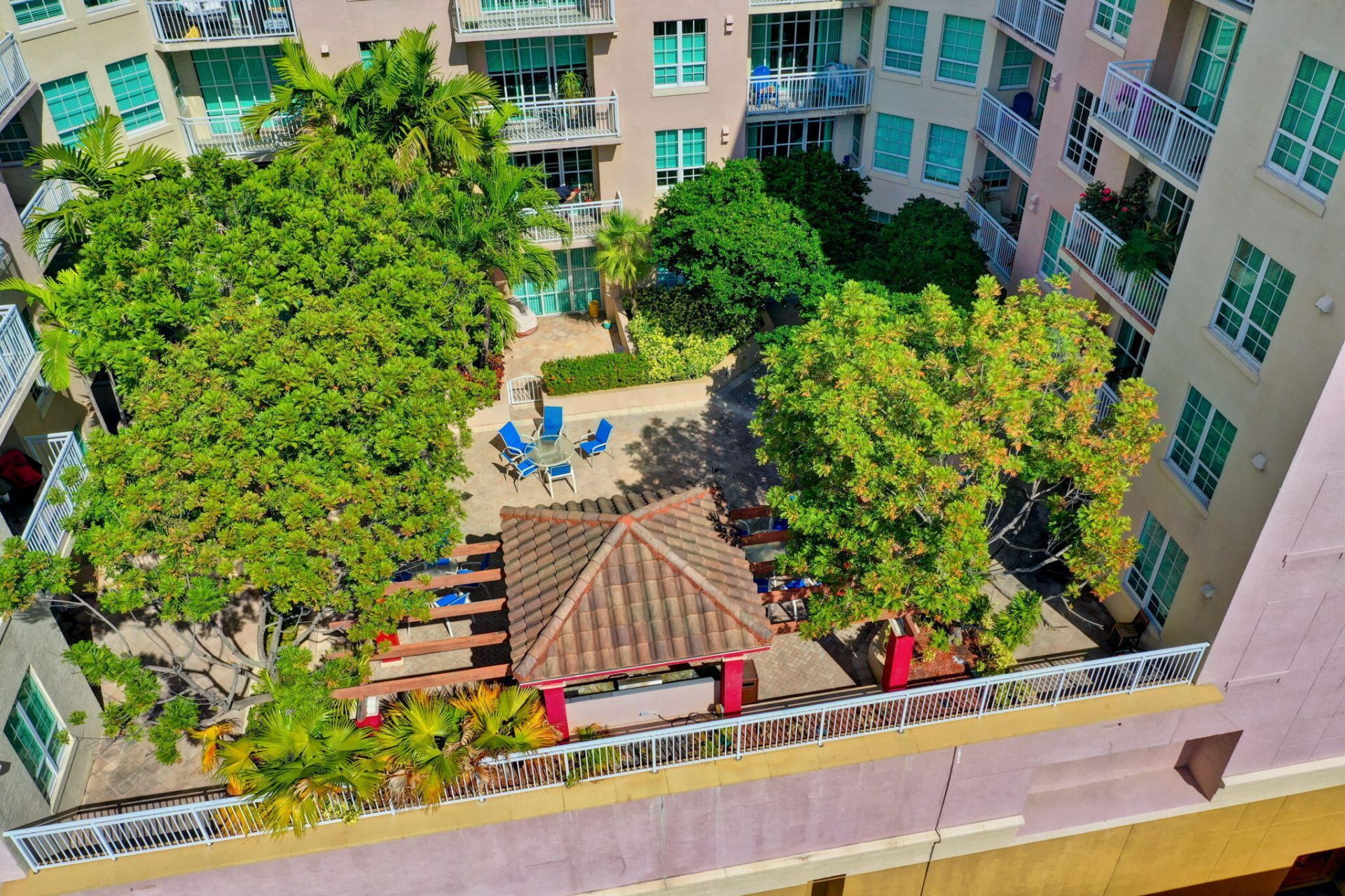 410 Evernia Street, Unit 630, West Palm Beach, FL 33401 Photo