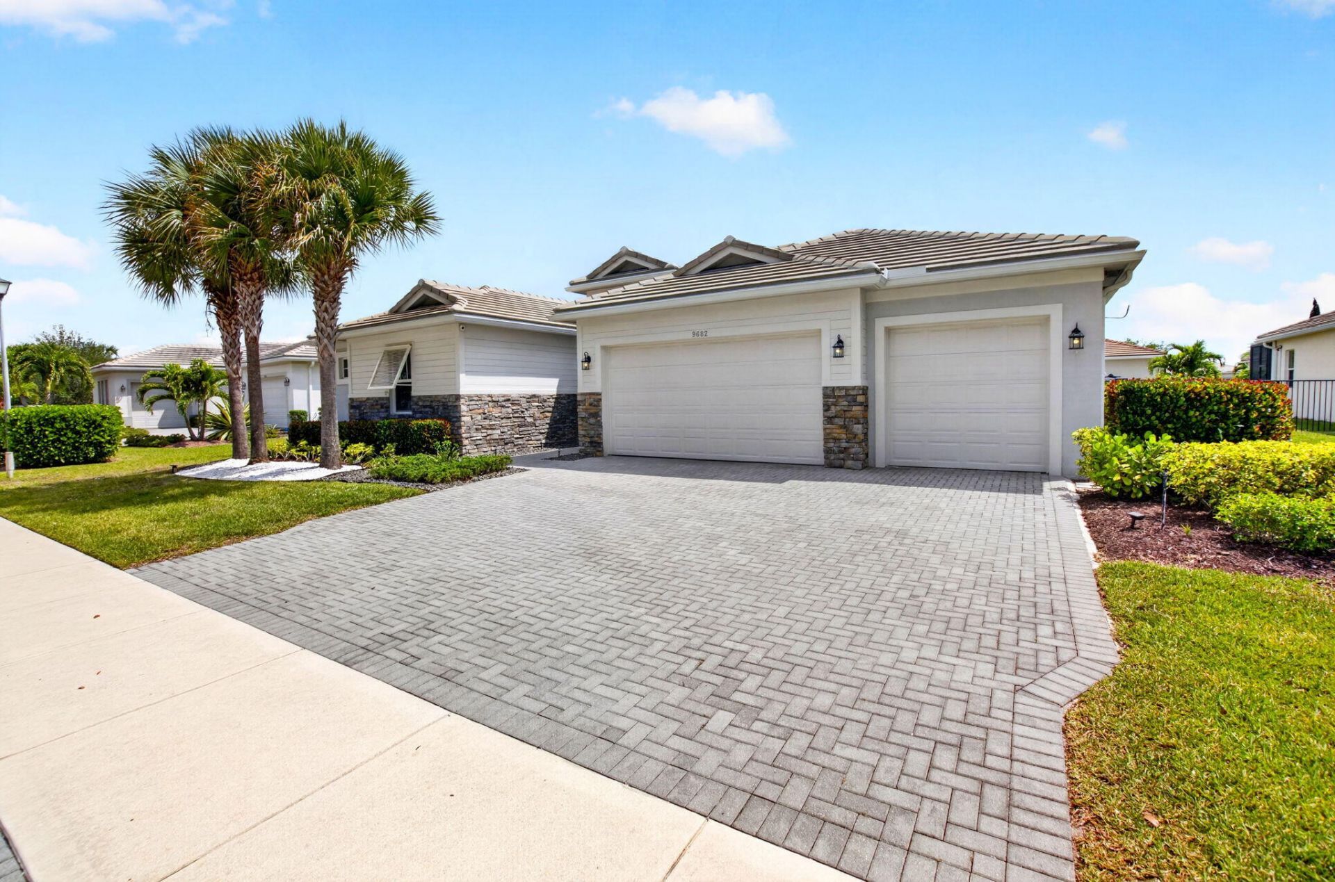 9682 Captiva Circle, Boynton Beach, FL 33437 Photo