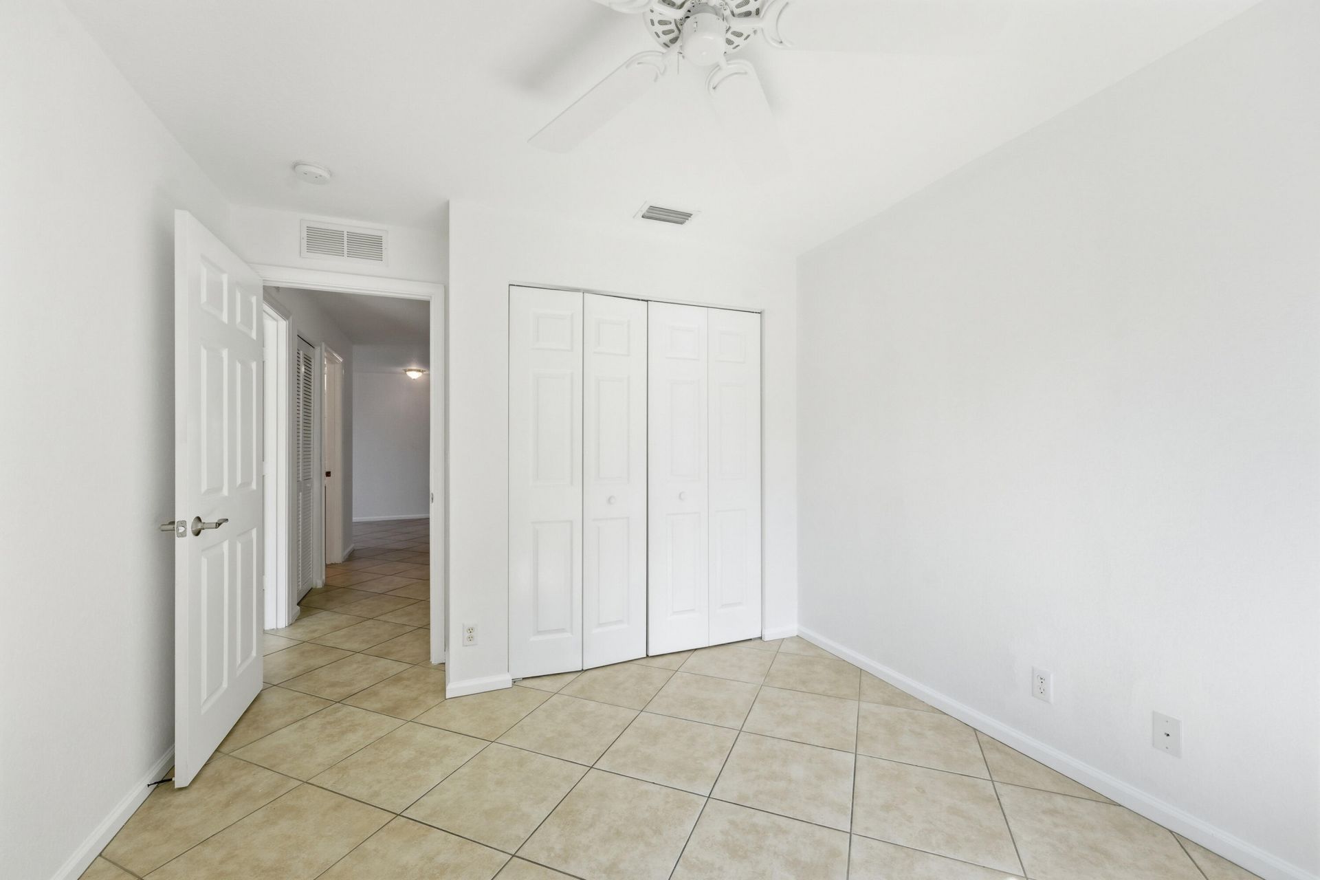 1275 Rosegate Boulevard, Riviera Beach, FL 33404 Photo