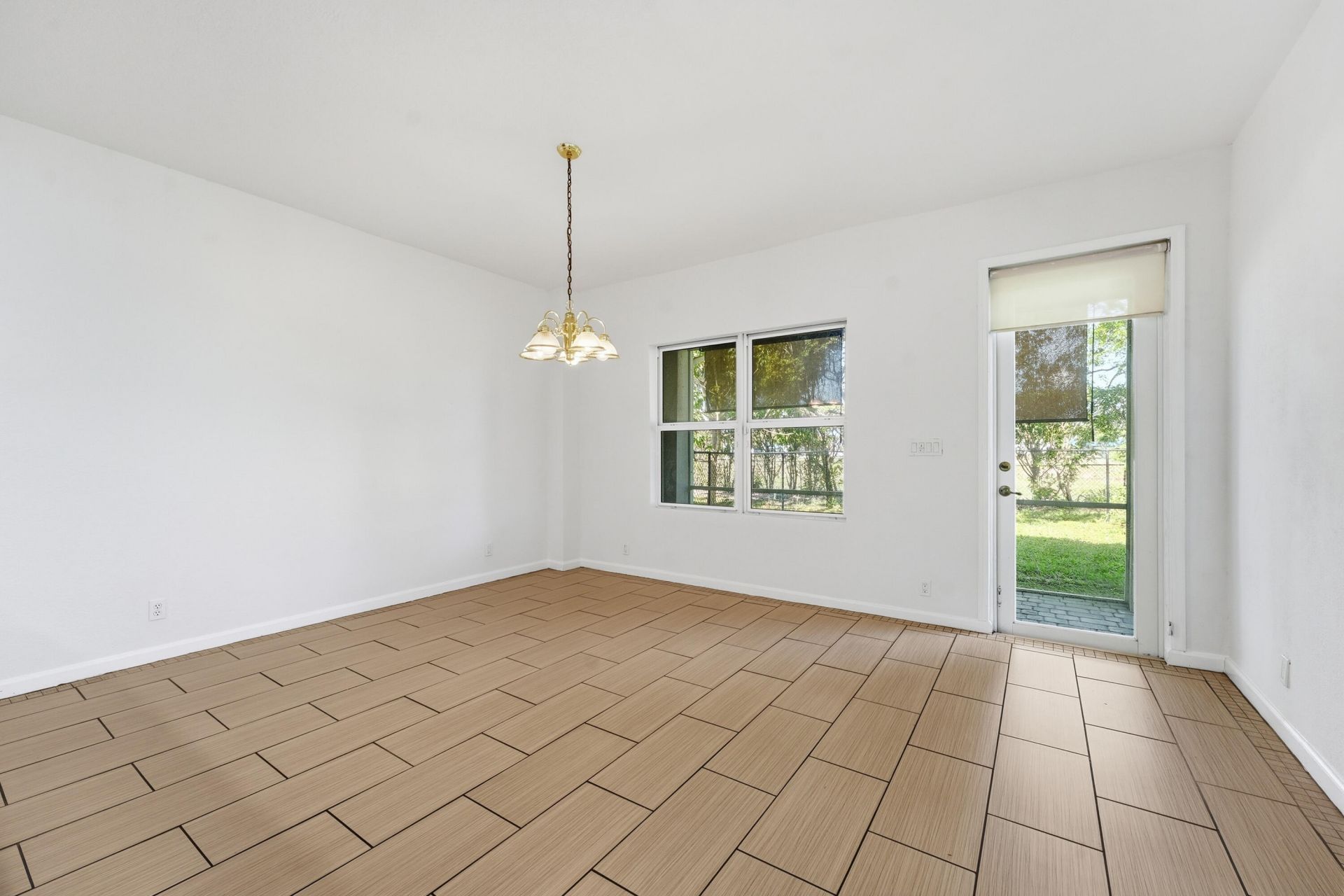 1275 Rosegate Boulevard, Riviera Beach, FL 33404 Photo