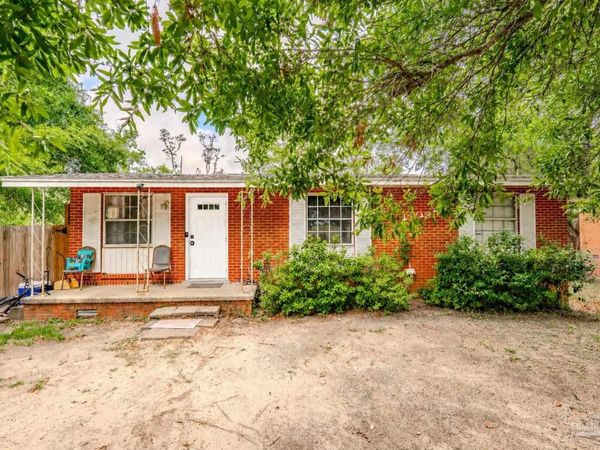 1408 Clio Dr, Pensacola, FL 32505