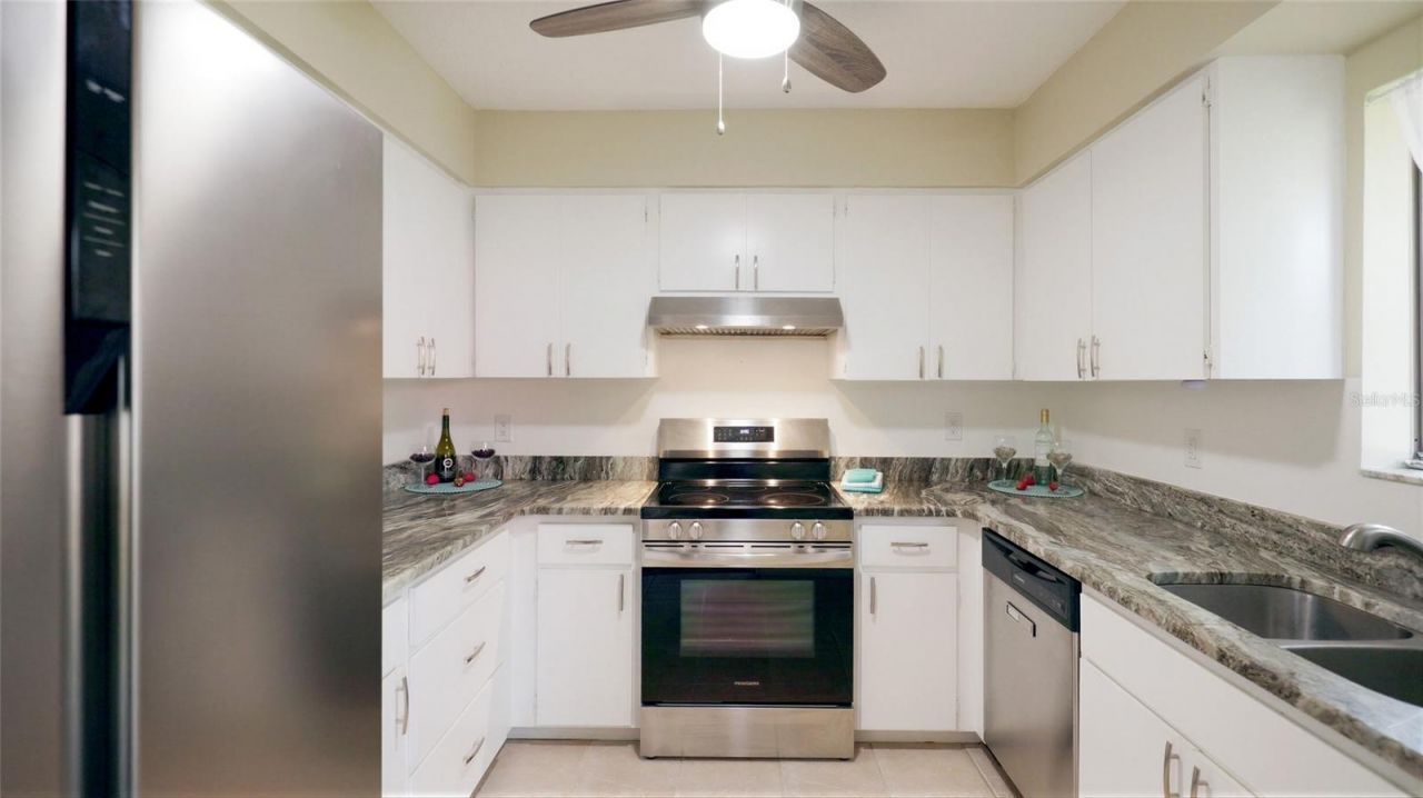 6535 Draw Lane, Unit 85, Sarasota, FL 34238 Photo
