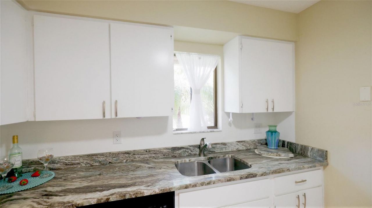 6535 Draw Lane, Unit 85, Sarasota, FL 34238 Photo
