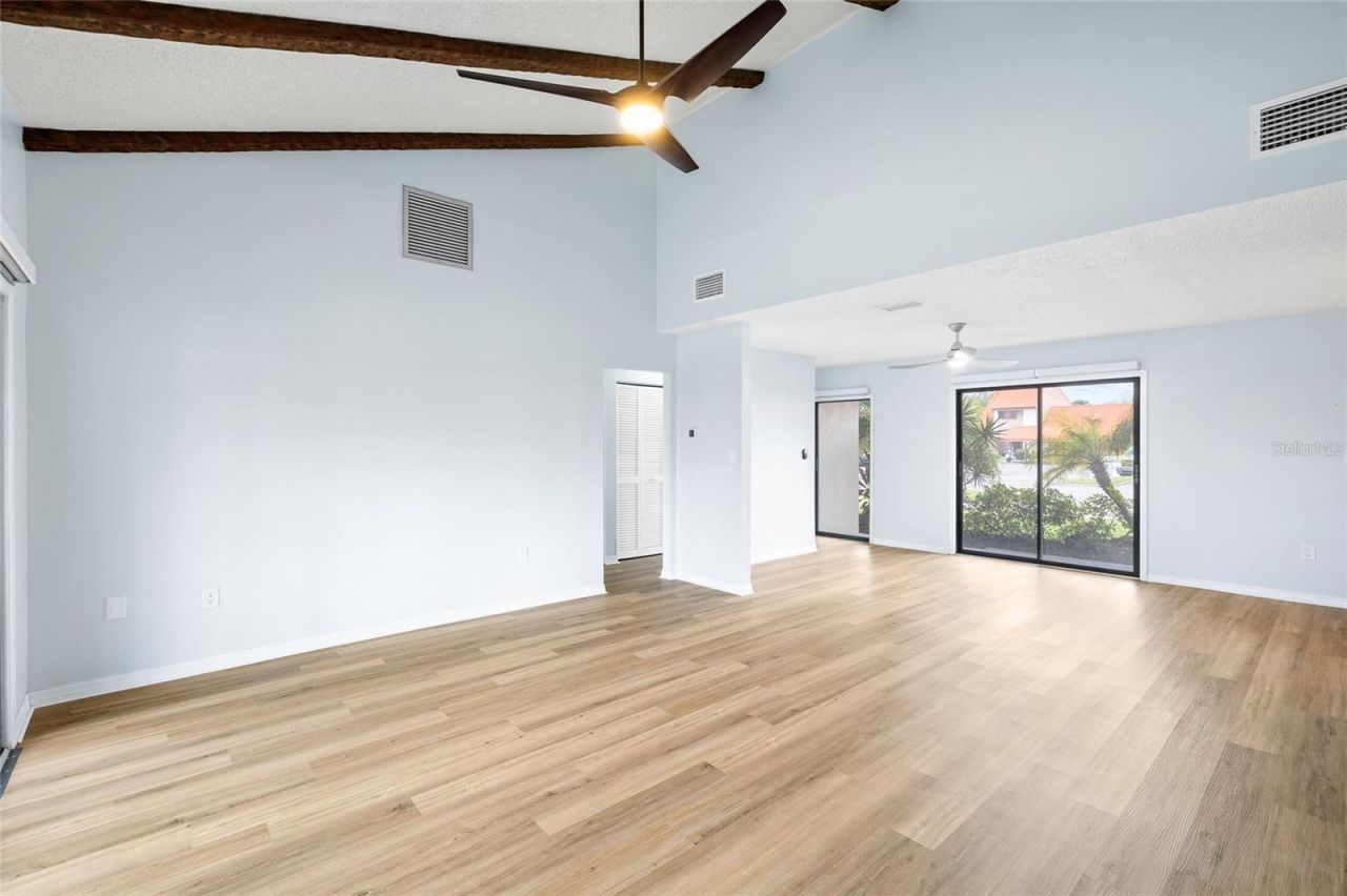 6535 Draw Lane, Unit 85, Sarasota, FL 34238 Photo