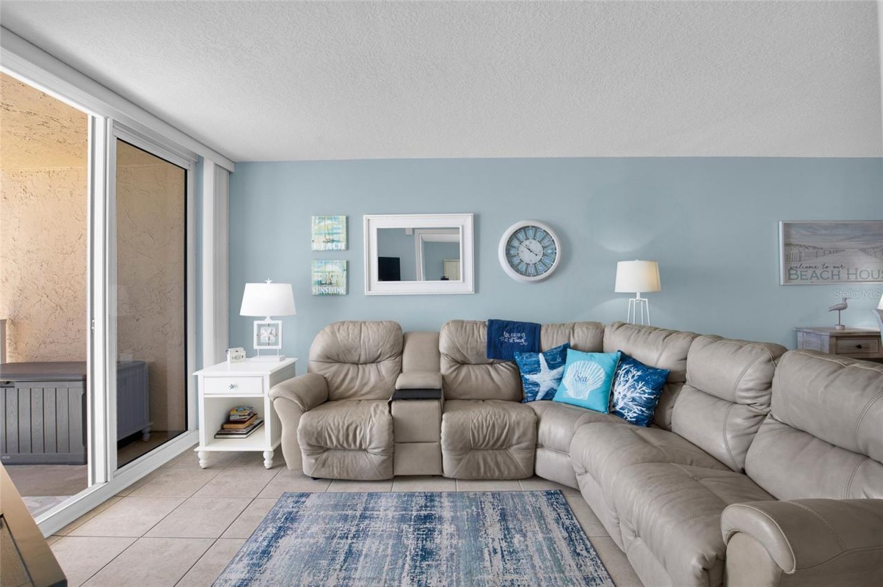 421 S Atlantic Avenue, Unit 302, New Smyrna Beach, FL 32169 Photo