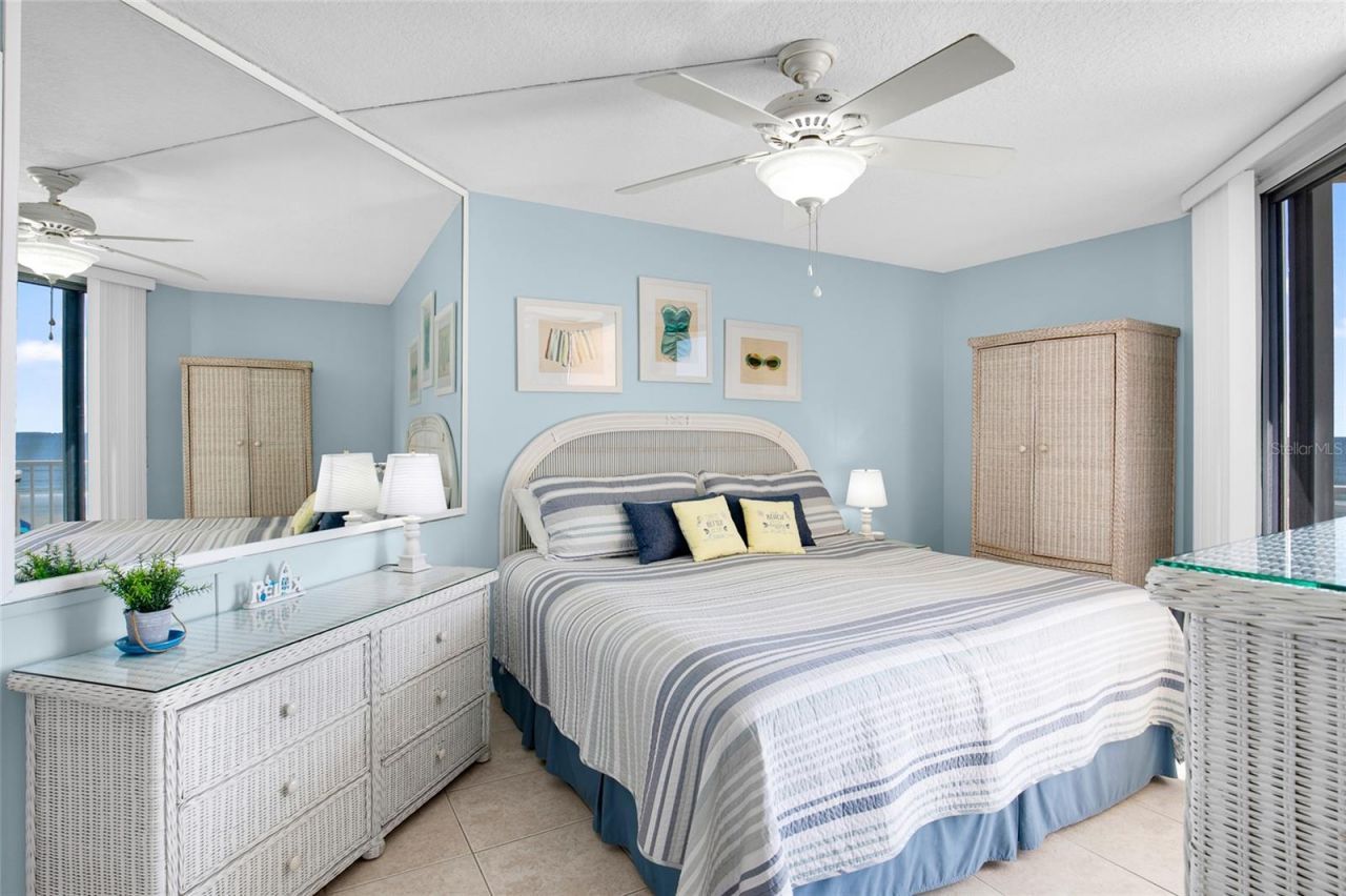 421 S Atlantic Avenue, Unit 302, New Smyrna Beach, FL 32169 Photo