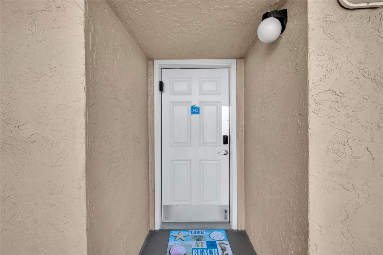 421 S Atlantic Avenue, Unit 302, New Smyrna Beach, FL 32169 Photo