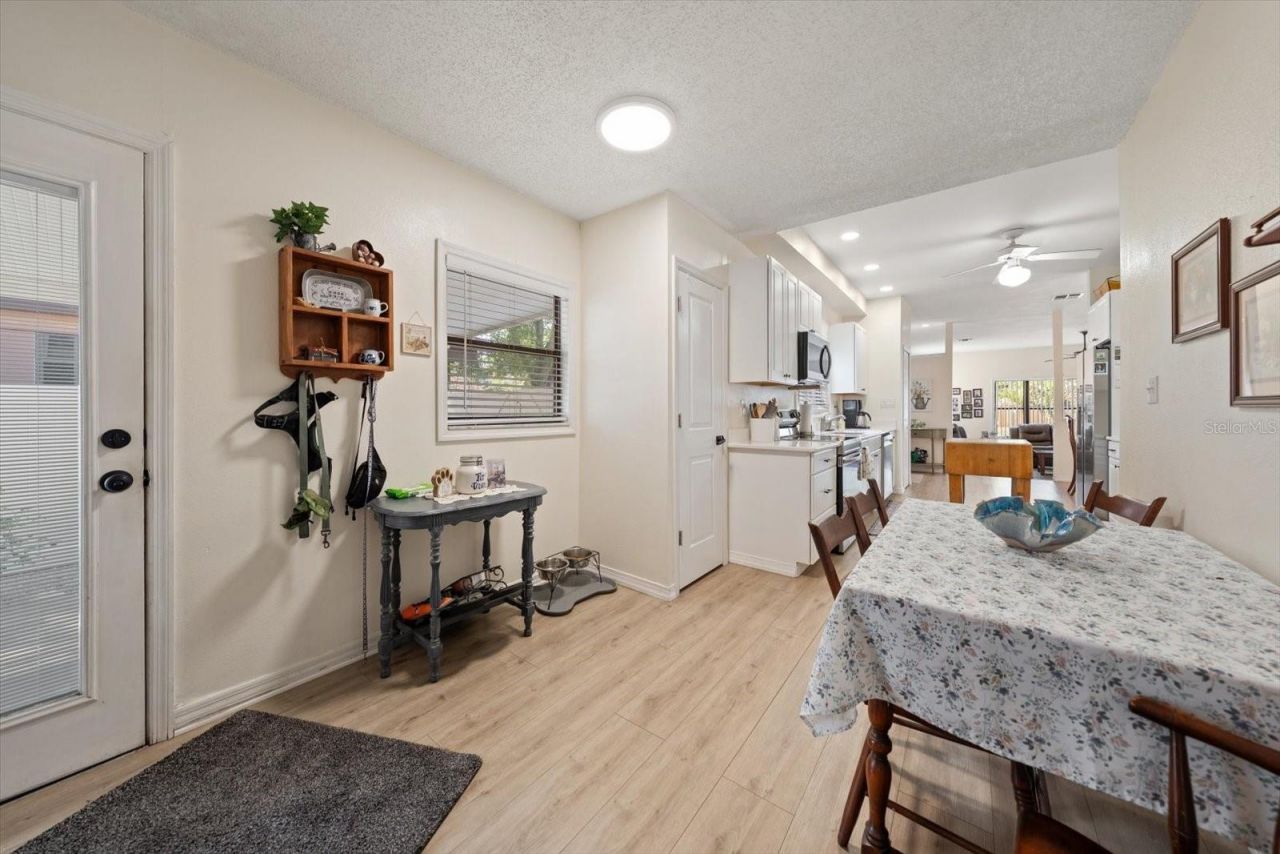 3290 70th Avenue N, Saint Petersburg, FL 33702 Photo