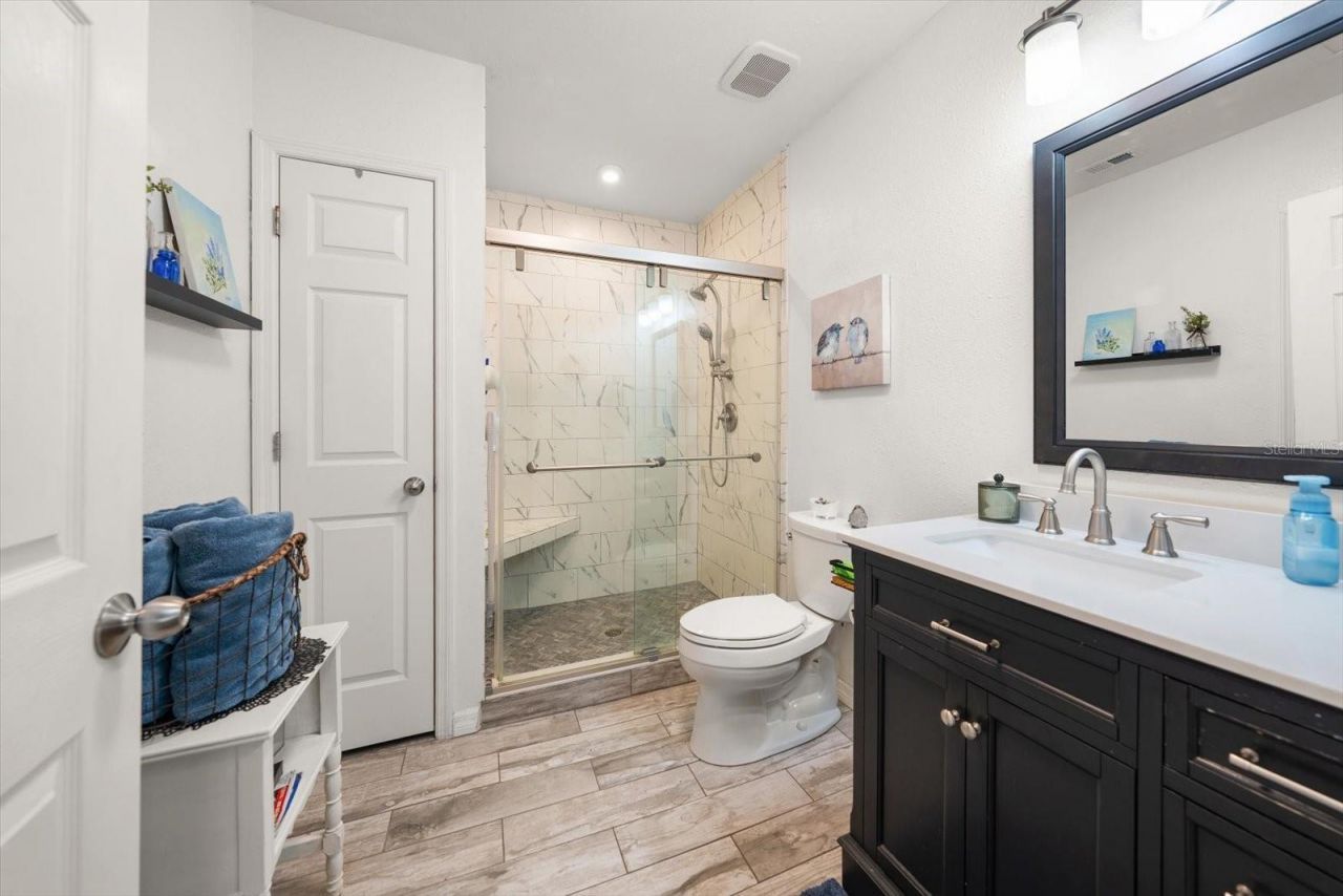 3290 70th Avenue N, Saint Petersburg, FL 33702 Photo