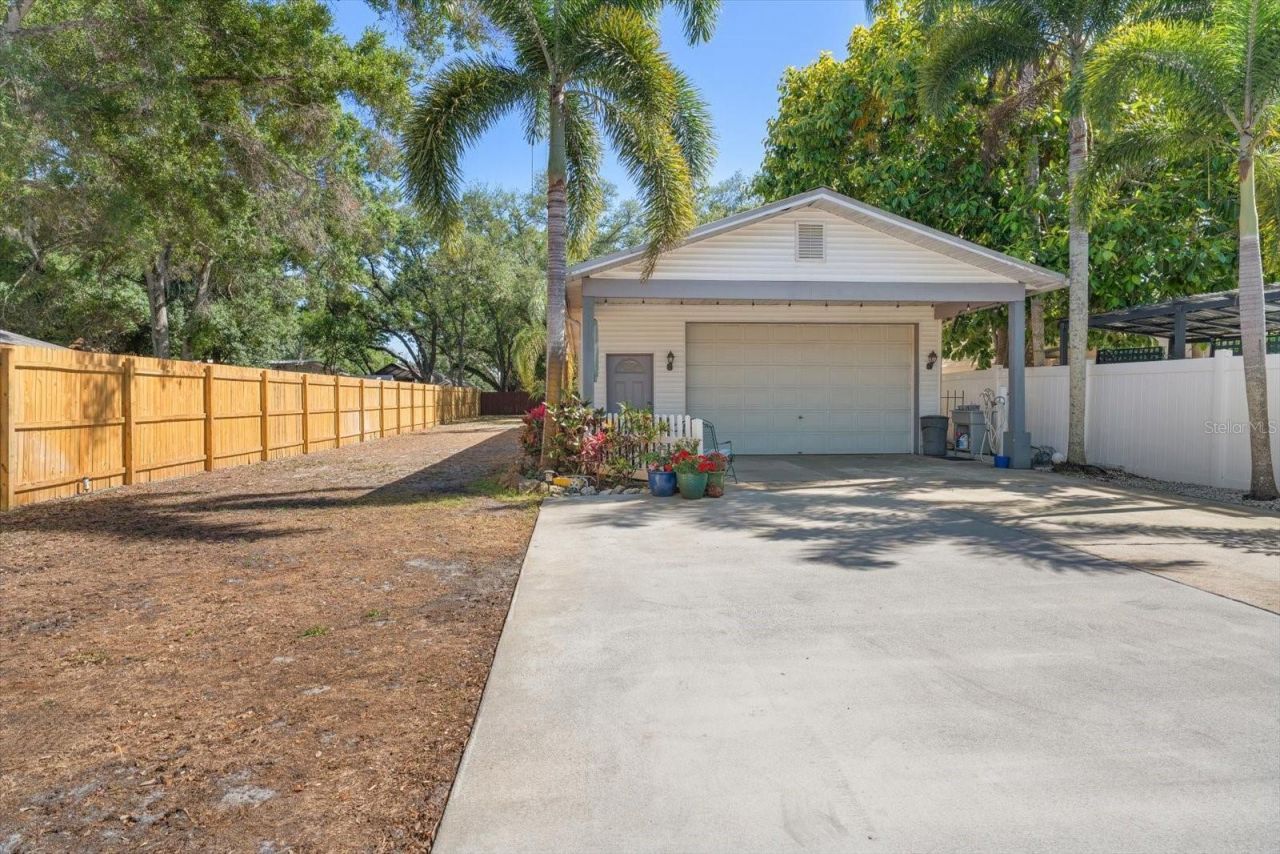 3290 70th Avenue N, Saint Petersburg, FL 33702 Photo