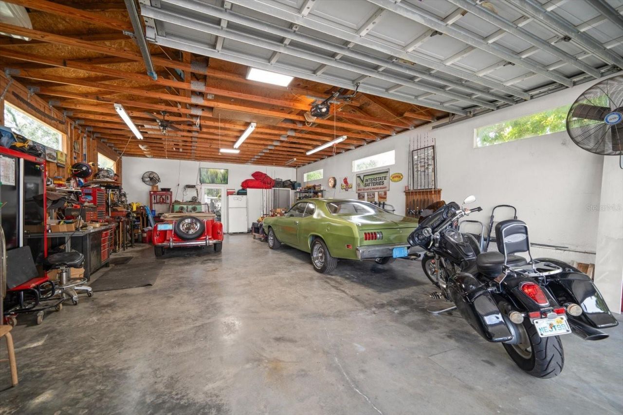 3290 70th Avenue N, Saint Petersburg, FL 33702 Photo