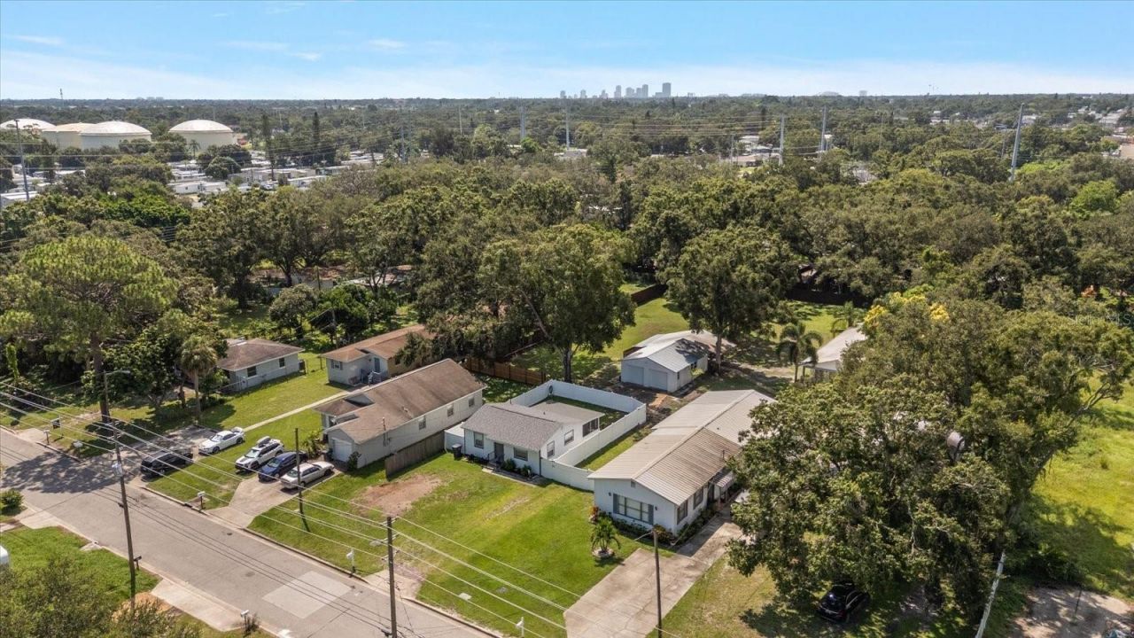 3290 70th Avenue N, Saint Petersburg, FL 33702 Photo