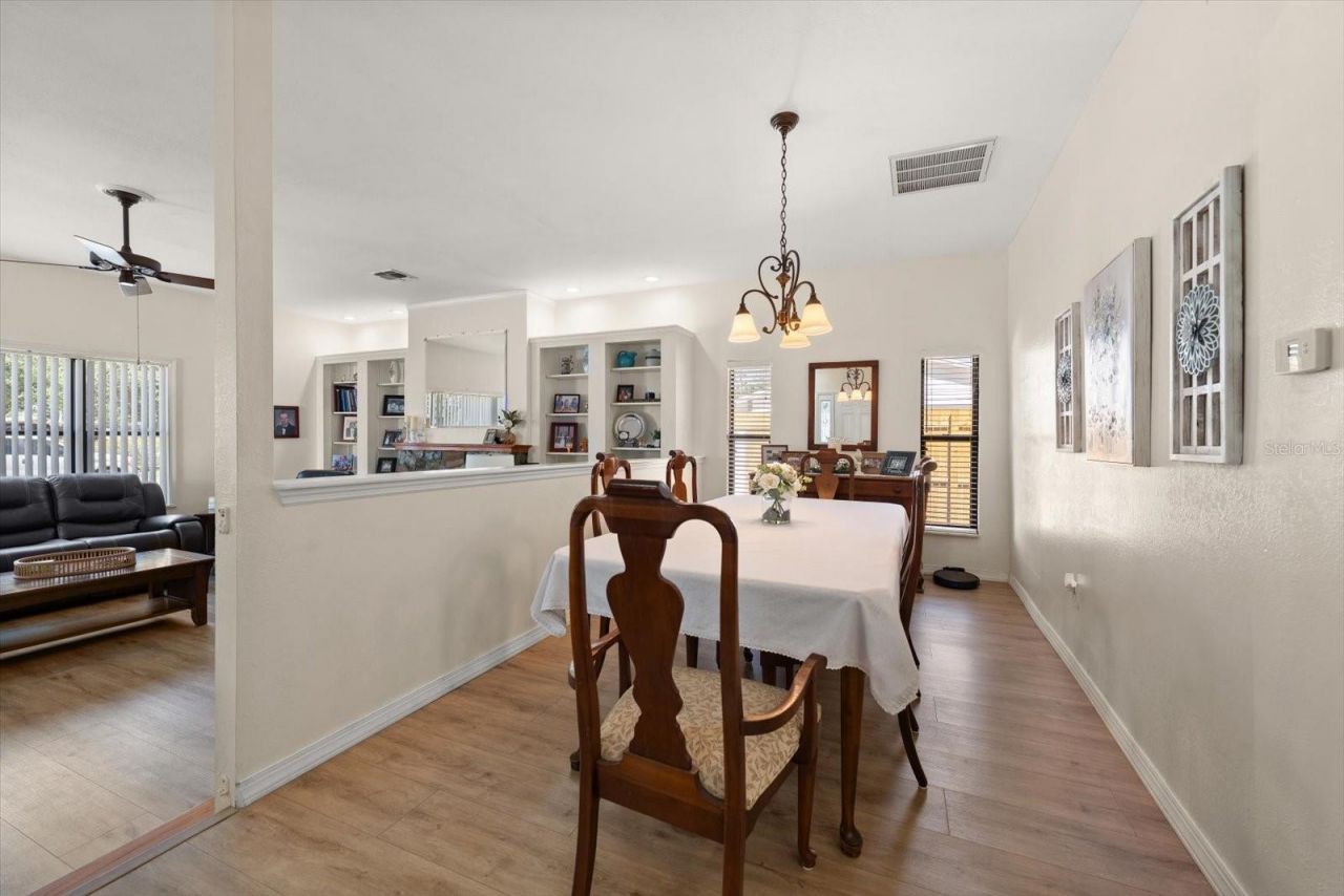 3290 70th Avenue N, Saint Petersburg, FL 33702 Photo