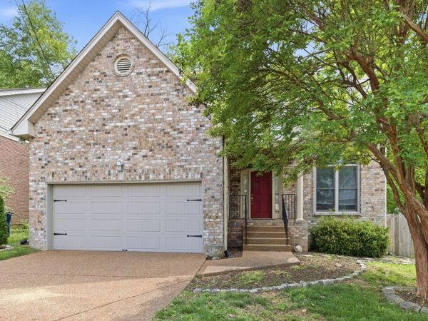 913 Magnolia Ct W, Nashville, TN 37221