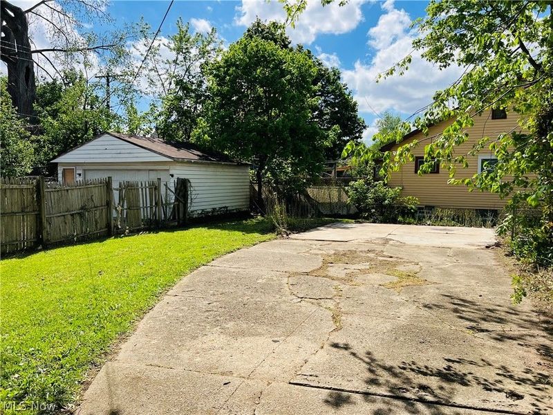 3968 E 147th Street, Cleveland, OH 44128 Photo 10