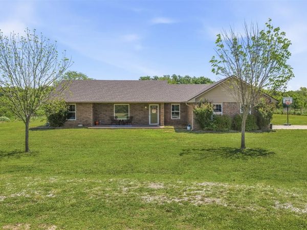 536 N Johnsonville Avenue, Byars, OK 74831