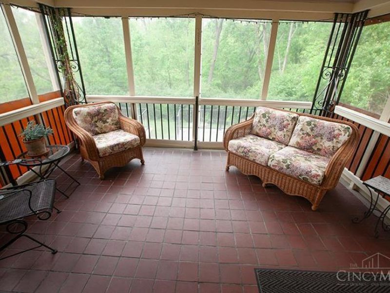 2795 Westbrook Drive, Cincinnati, OH 45211 Photo 19