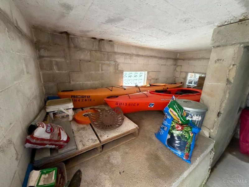 2795 Westbrook Drive, Cincinnati, OH 45211 Photo 33