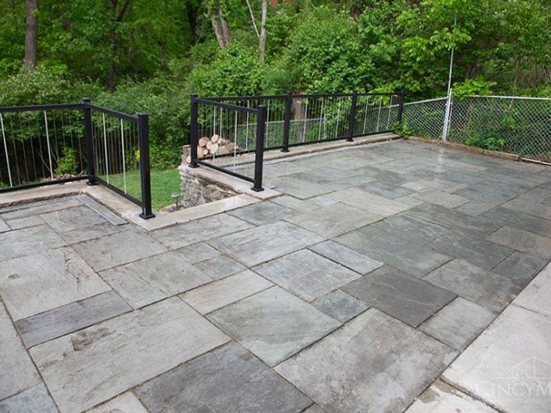 2795 Westbrook Drive, Cincinnati, OH 45211 Photo 43