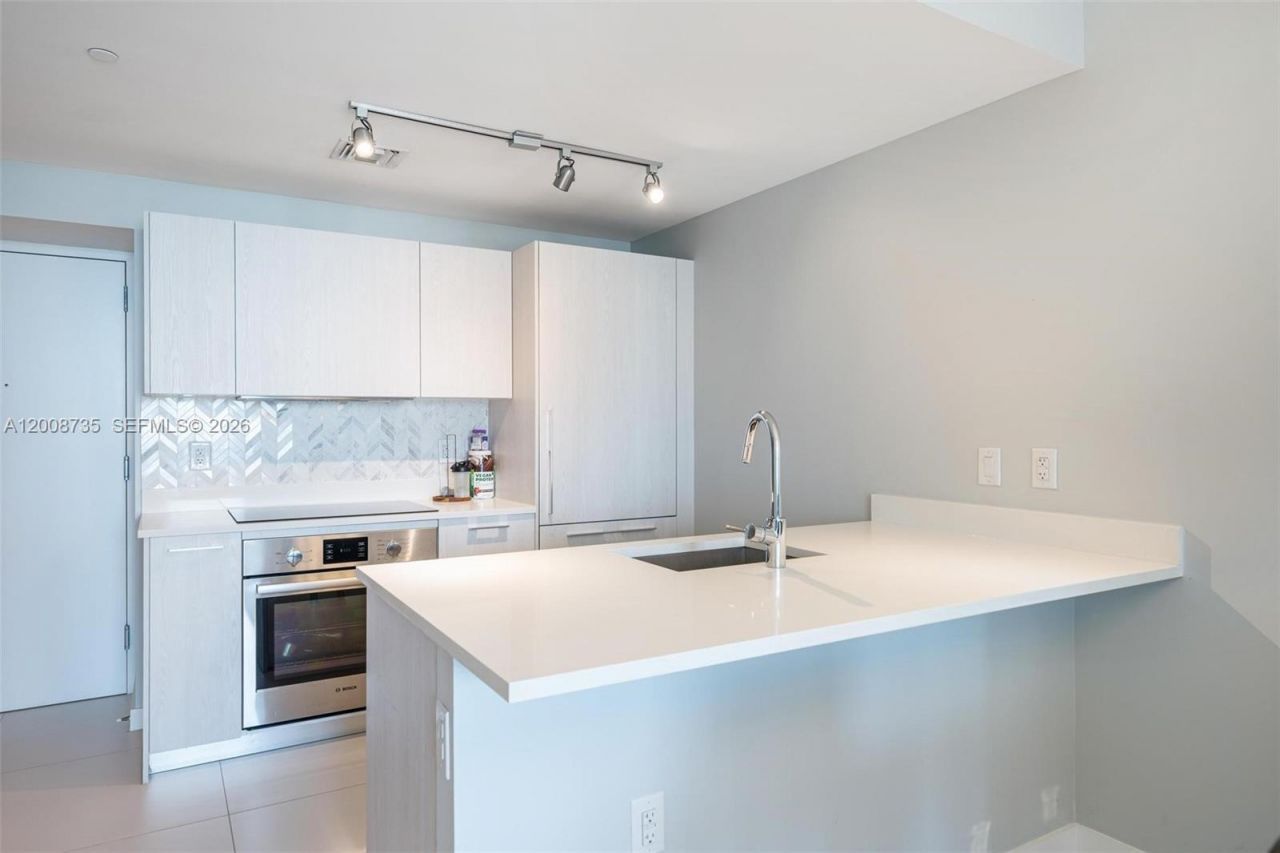 501 NE 31st St, Unit 2703, Miami, FL 33137 Photo