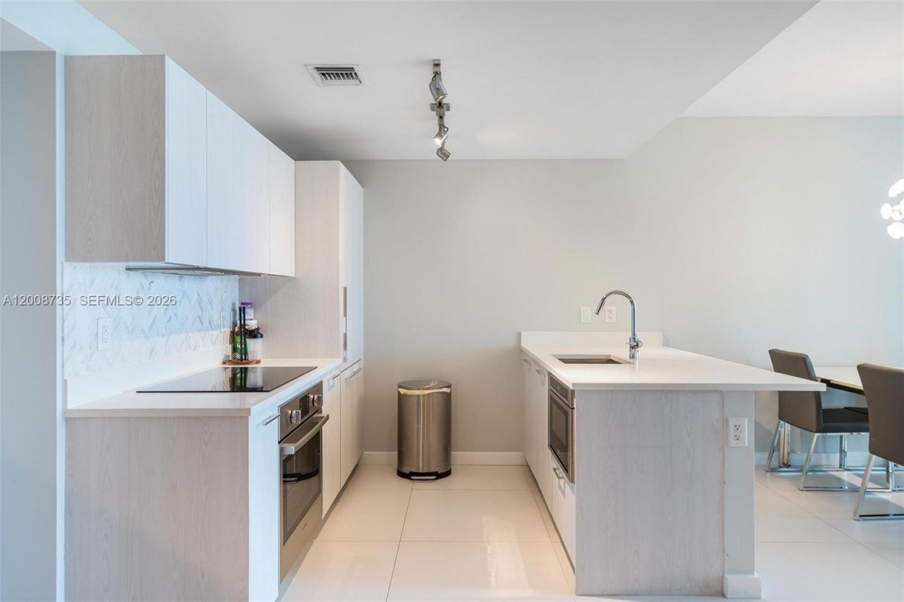 501 NE 31st St, Unit 2703, Miami, FL 33137 Photo