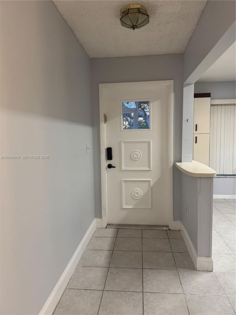 Please Call For Address, Unit A16, Plantation, FL 33322 Photo