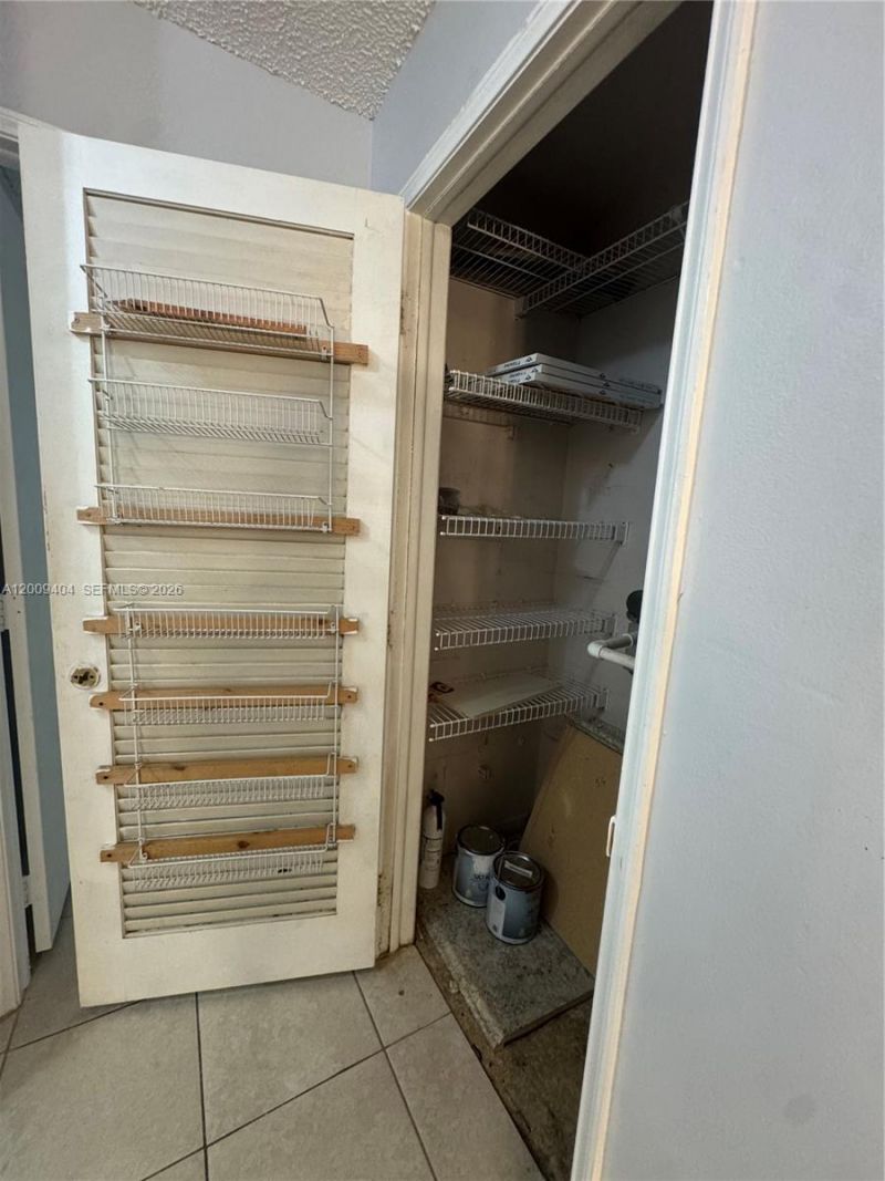 Please Call For Address, Unit A16, Plantation, FL 33322 Photo