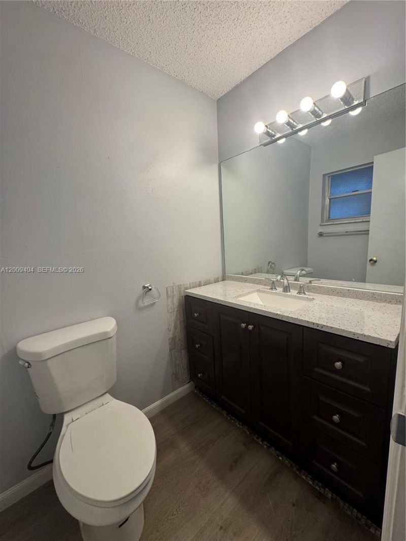 Please Call For Address, Unit A16, Plantation, FL 33322 Photo