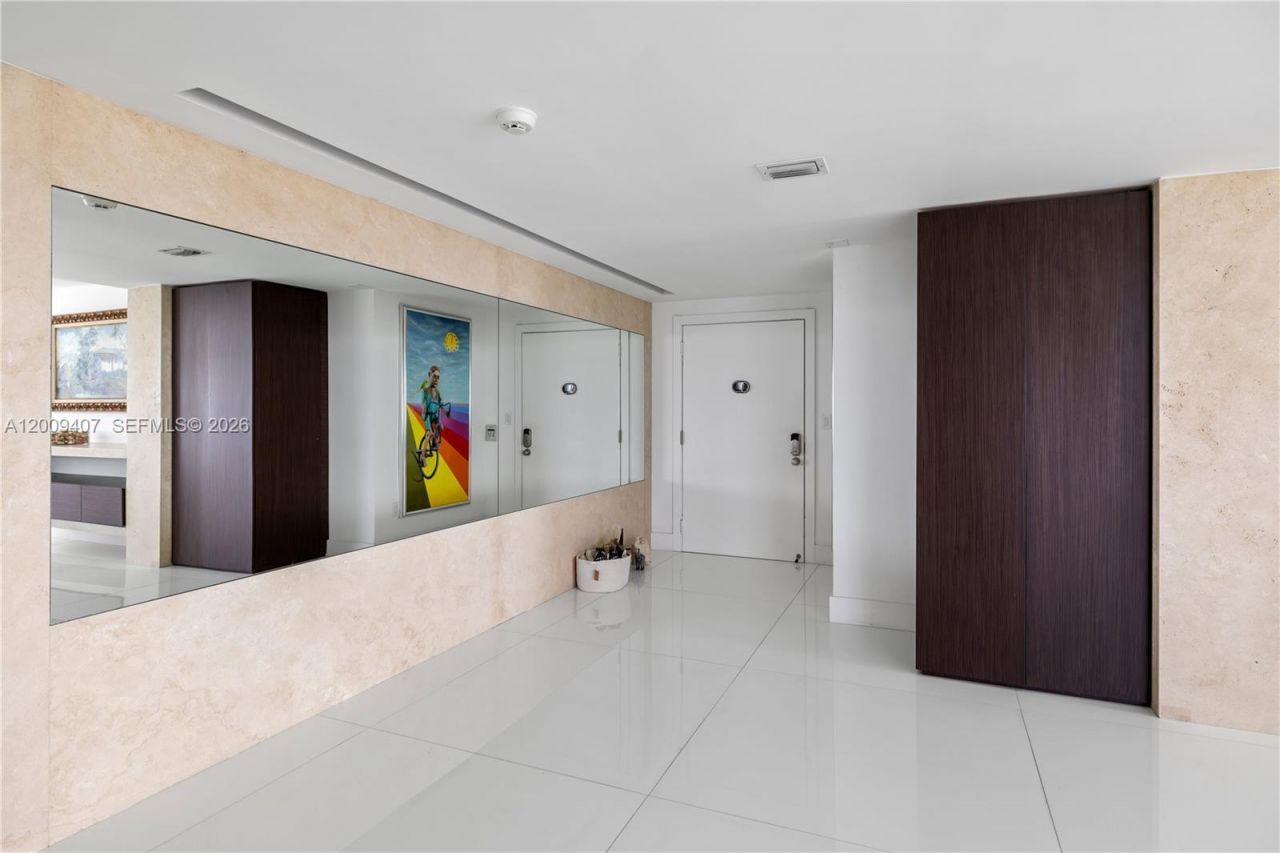 10155 Collins Ave , Unit 1210, Bal Harbour, FL 33154 Photo