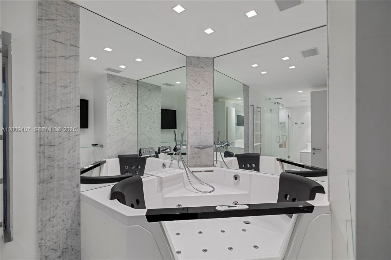 10155 Collins Ave , Unit 1210, Bal Harbour, FL 33154 Photo