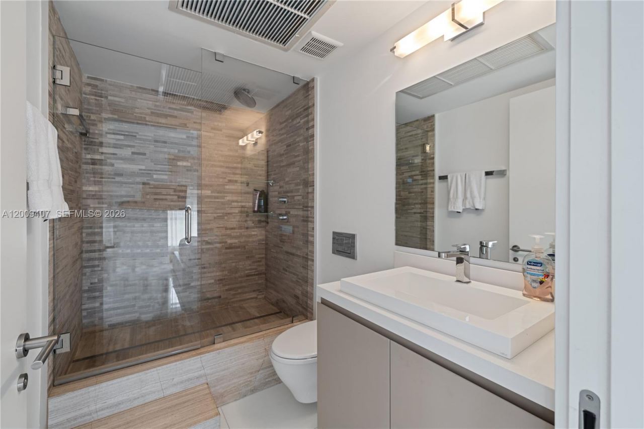 10155 Collins Ave , Unit 1210, Bal Harbour, FL 33154 Photo