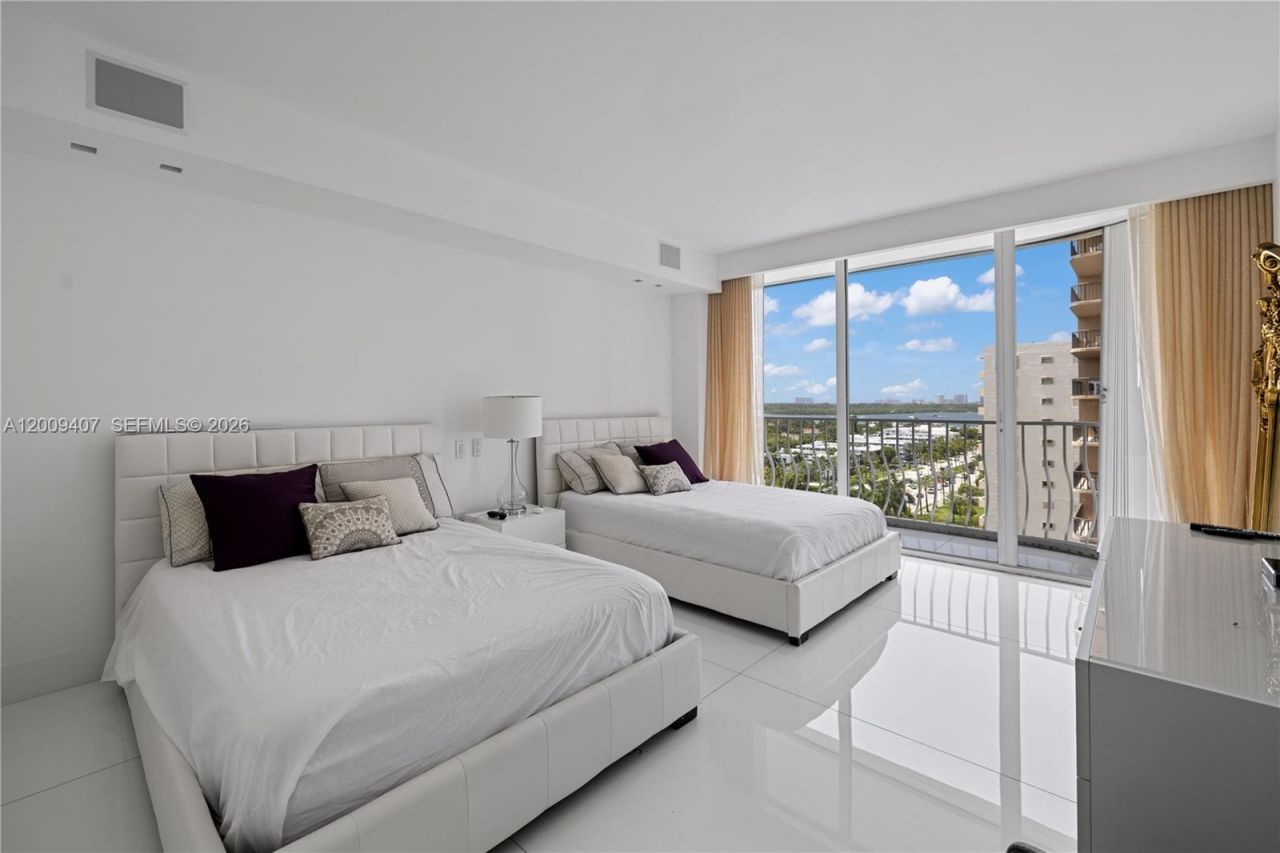 10155 Collins Ave , Unit 1210, Bal Harbour, FL 33154 Photo